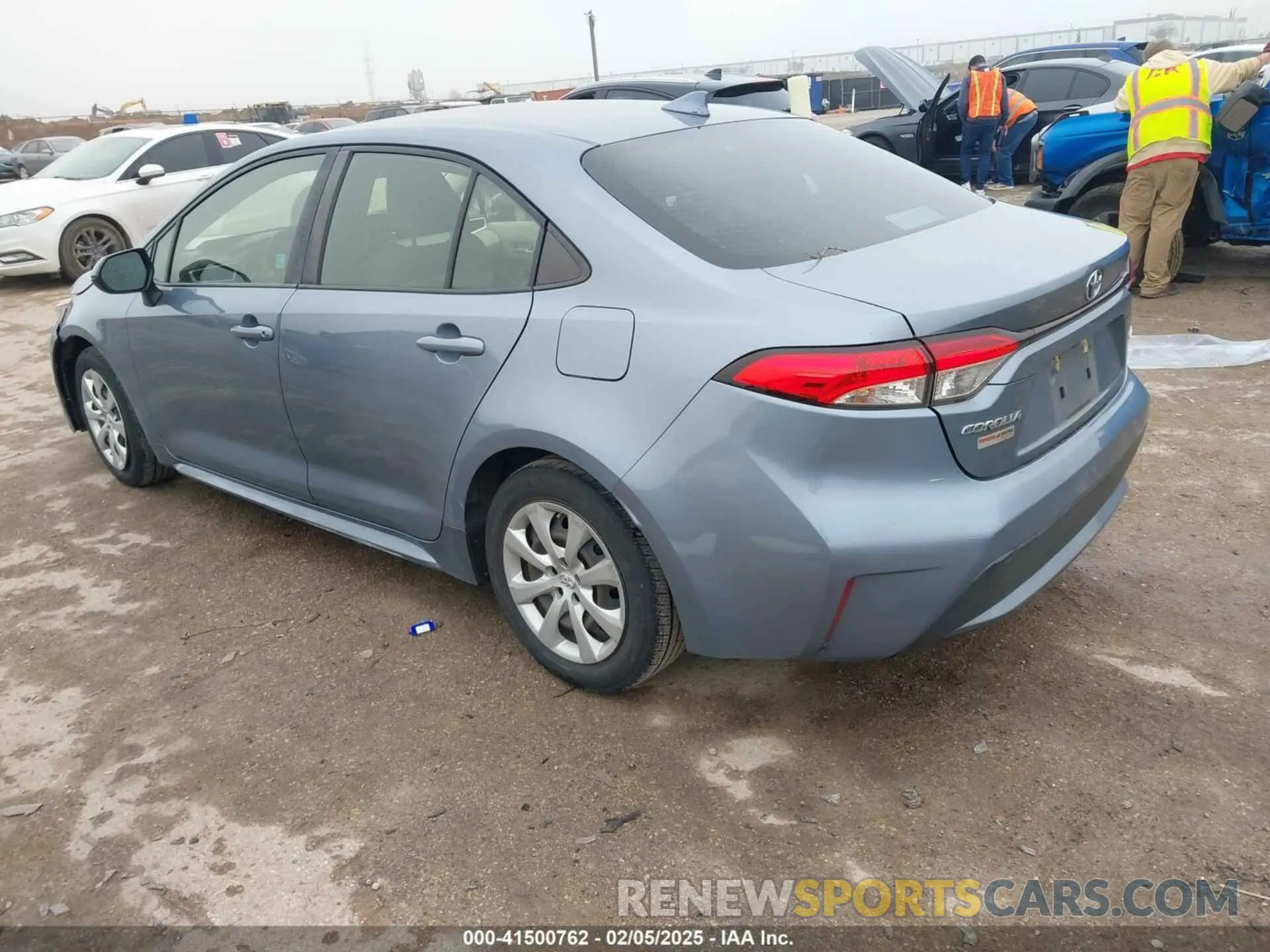 3 Photograph of a damaged car JTDEPRAE5LJ010828 TOYOTA COROLLA 2020