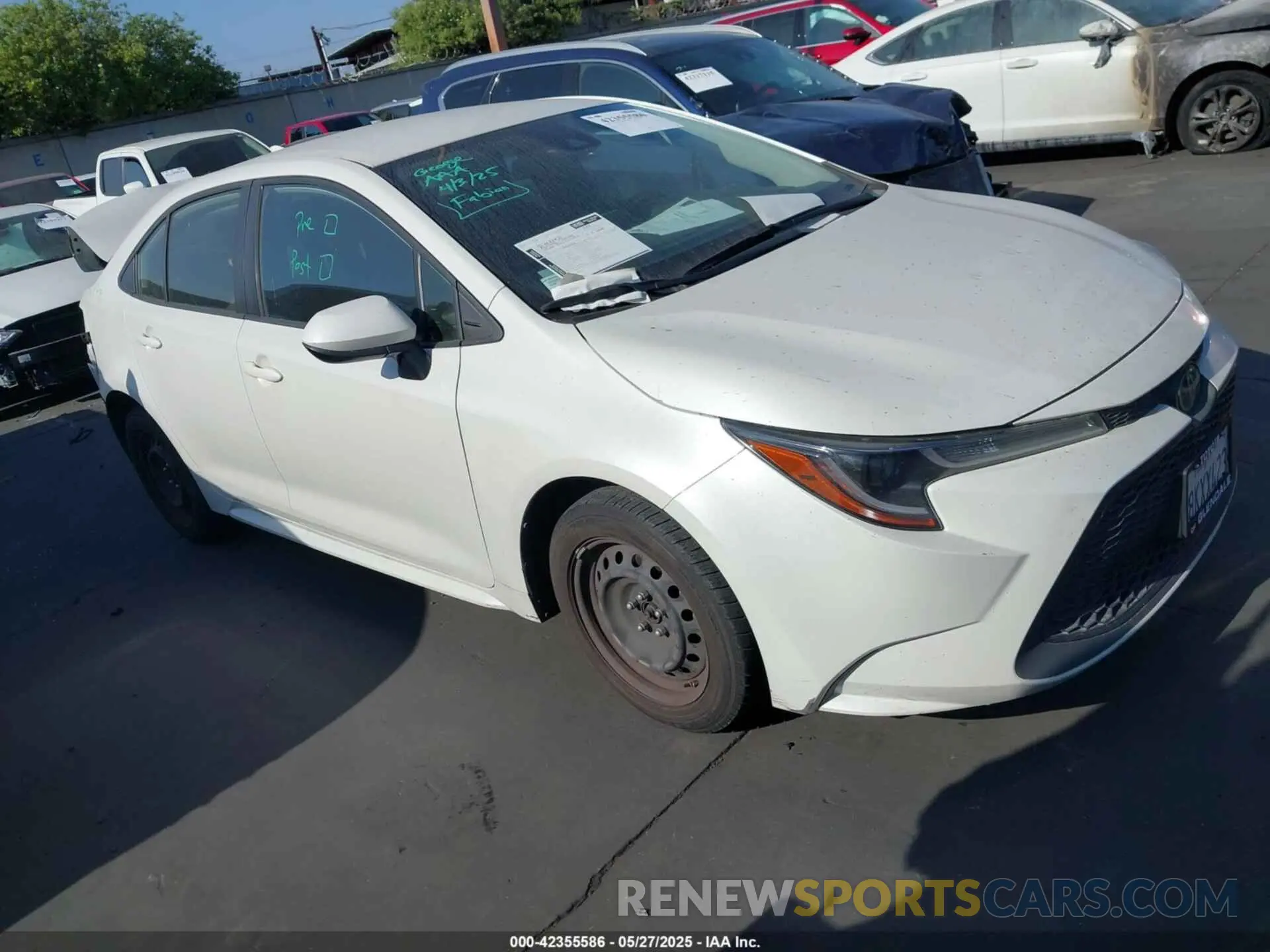 1 Photograph of a damaged car JTDEPRAE5LJ011719 TOYOTA COROLLA 2020