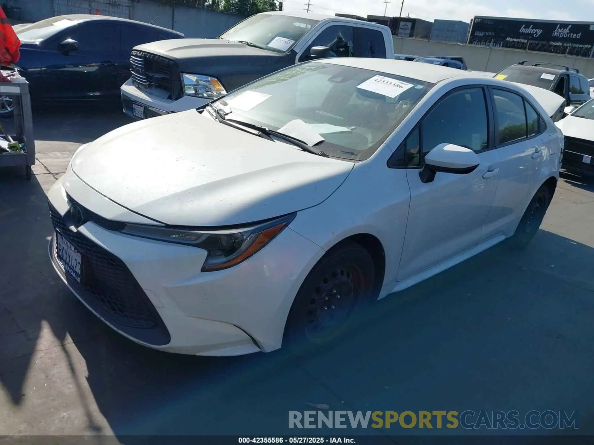 2 Photograph of a damaged car JTDEPRAE5LJ011719 TOYOTA COROLLA 2020