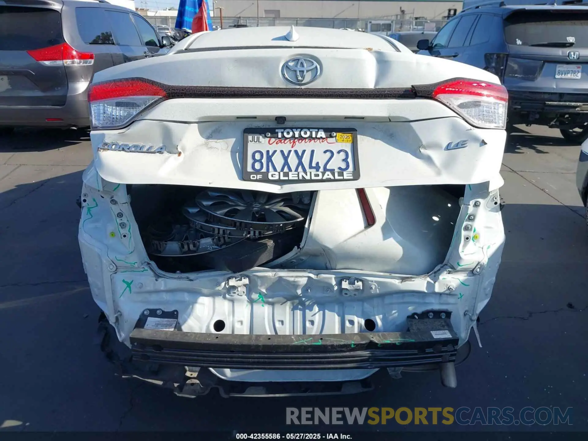 6 Photograph of a damaged car JTDEPRAE5LJ011719 TOYOTA COROLLA 2020