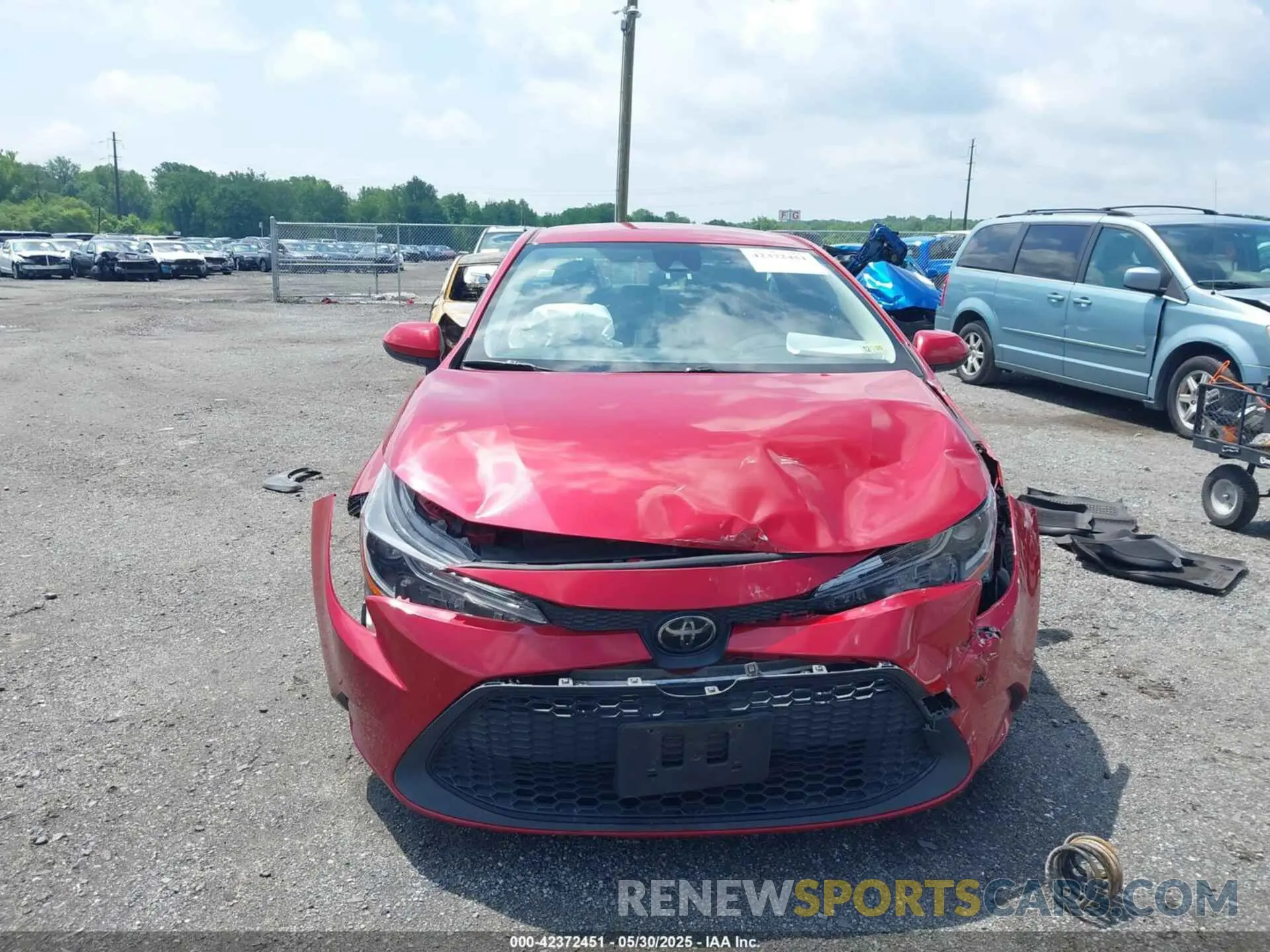 12 Photograph of a damaged car JTDEPRAE5LJ011820 TOYOTA COROLLA 2020