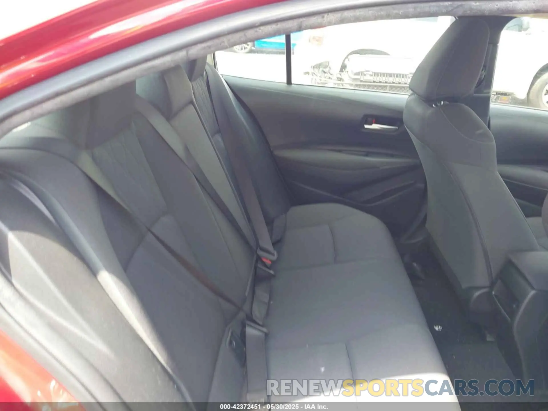 8 Photograph of a damaged car JTDEPRAE5LJ011820 TOYOTA COROLLA 2020