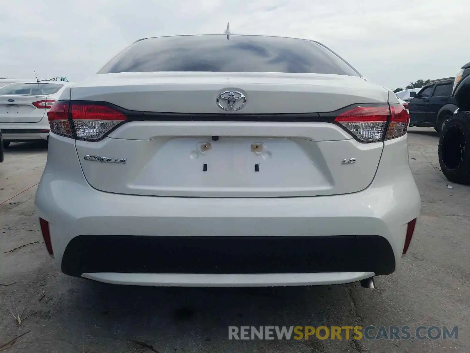 9 Photograph of a damaged car JTDEPRAE5LJ018203 TOYOTA COROLLA 2020