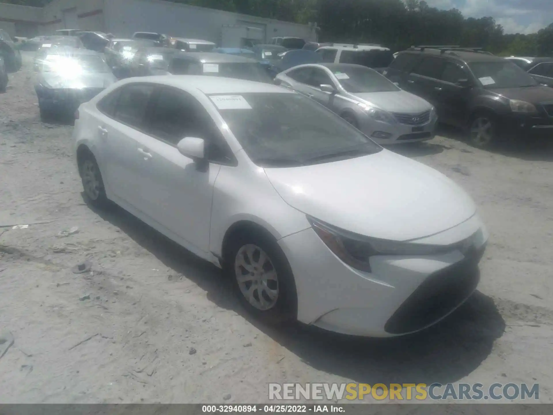 1 Photograph of a damaged car JTDEPRAE5LJ018301 TOYOTA COROLLA 2020