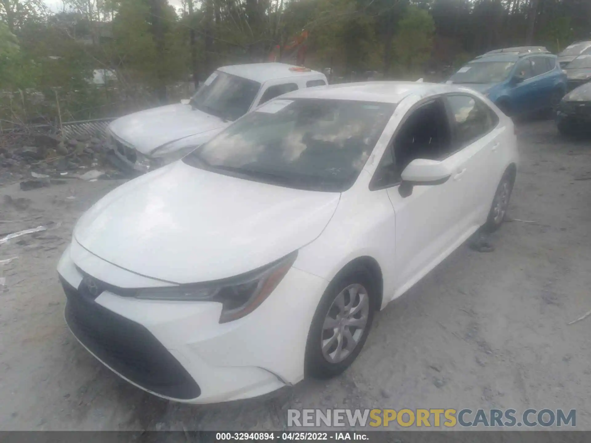 2 Photograph of a damaged car JTDEPRAE5LJ018301 TOYOTA COROLLA 2020