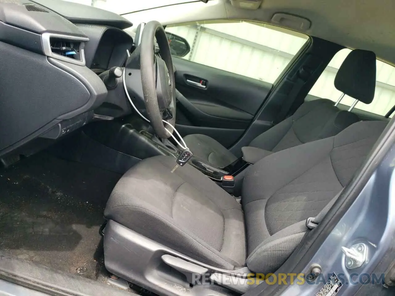 7 Photograph of a damaged car JTDEPRAE5LJ031355 TOYOTA COROLLA 2020