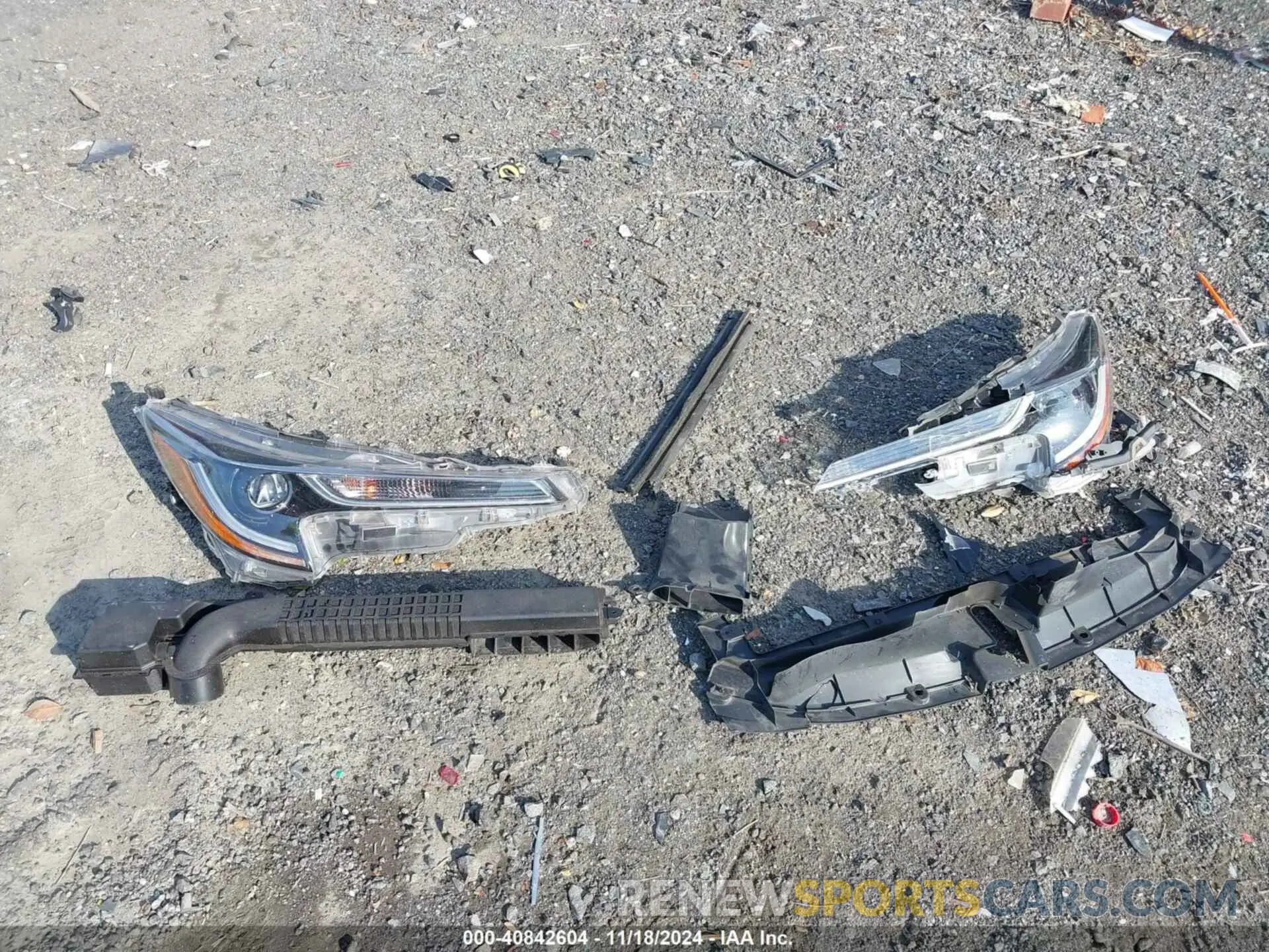 12 Photograph of a damaged car JTDEPRAE5LJ034059 TOYOTA COROLLA 2020