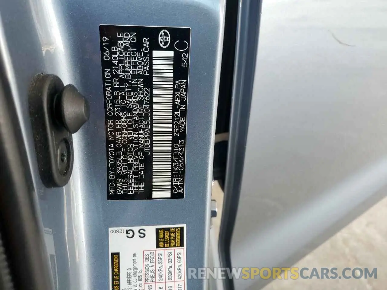 12 Photograph of a damaged car JTDEPRAE5LJ047622 TOYOTA COROLLA 2020