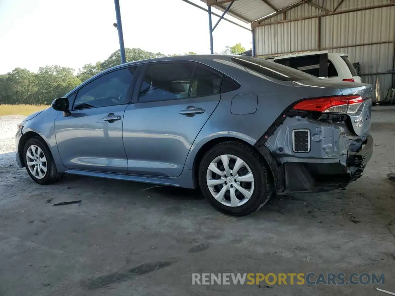 2 Photograph of a damaged car JTDEPRAE5LJ047622 TOYOTA COROLLA 2020
