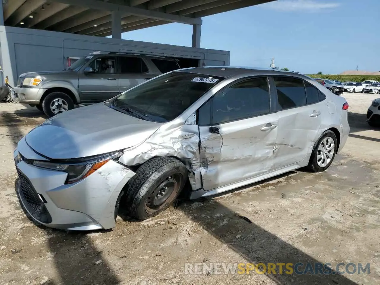 1 Photograph of a damaged car JTDEPRAE5LJ047720 TOYOTA COROLLA 2020