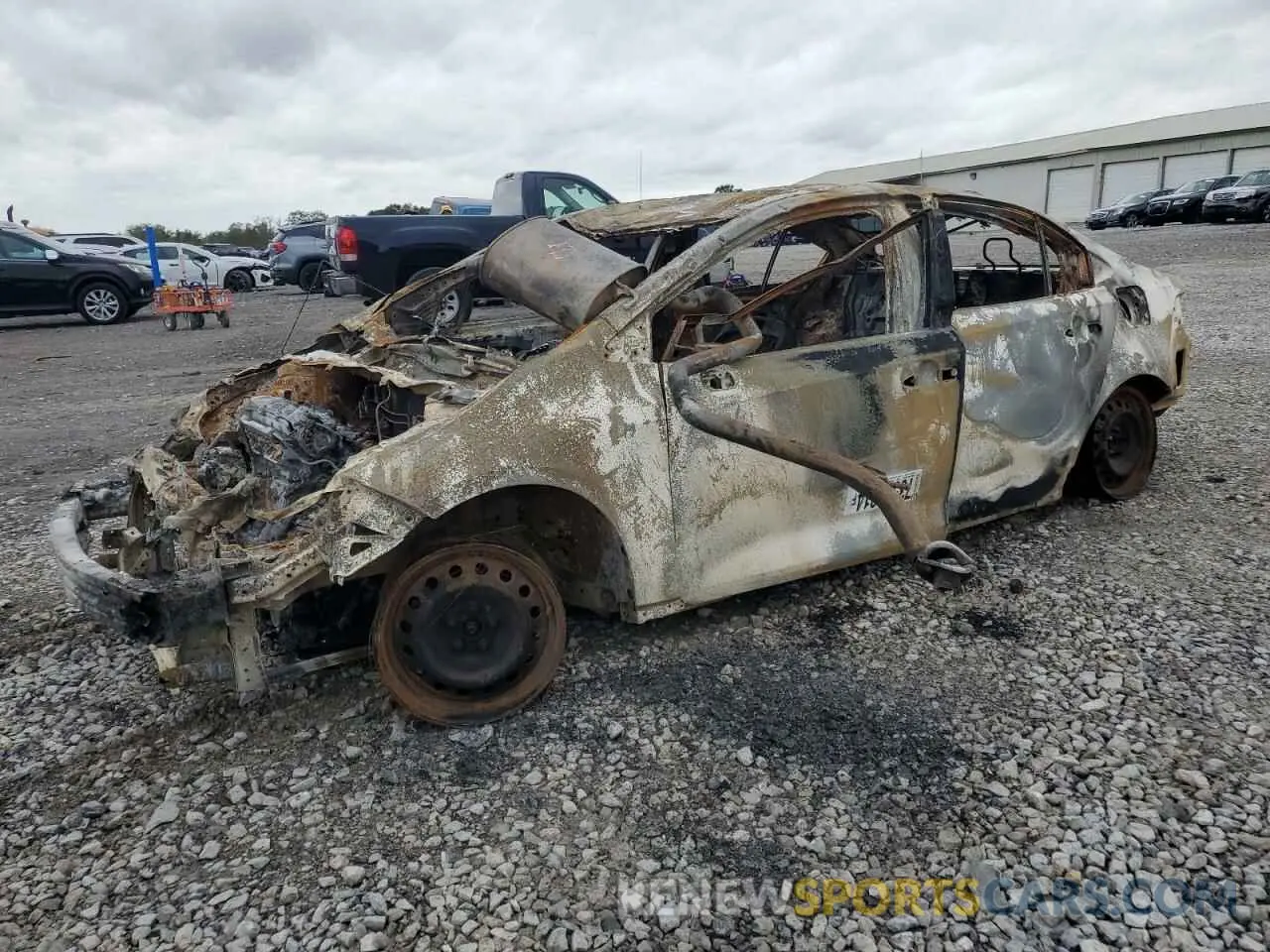 1 Photograph of a damaged car JTDEPRAE5LJ051864 TOYOTA COROLLA 2020