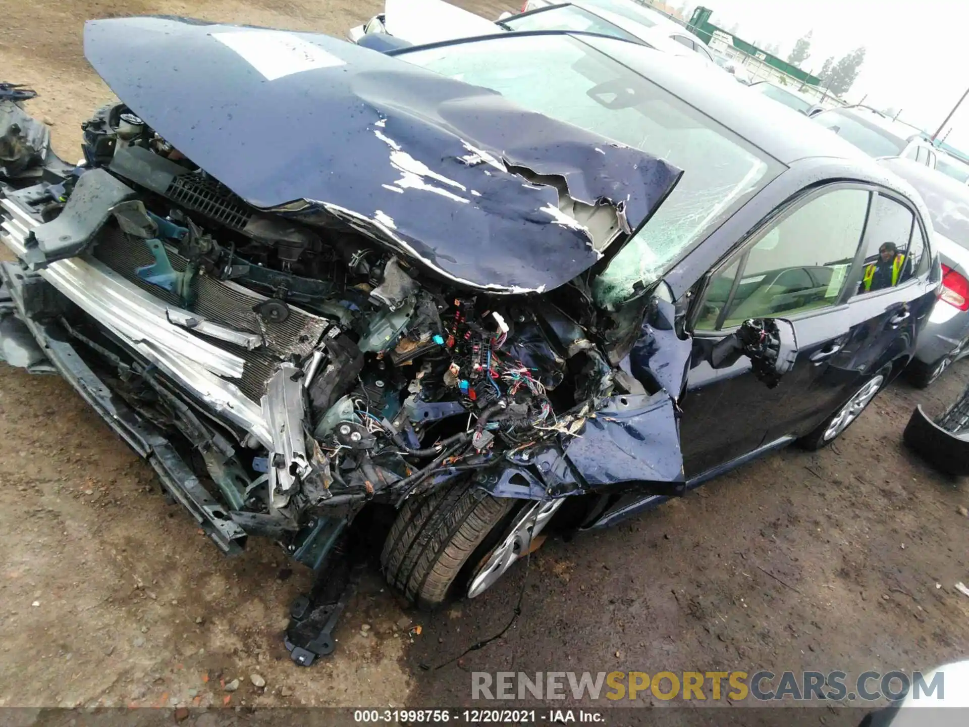 2 Photograph of a damaged car JTDEPRAE5LJ058345 TOYOTA COROLLA 2020