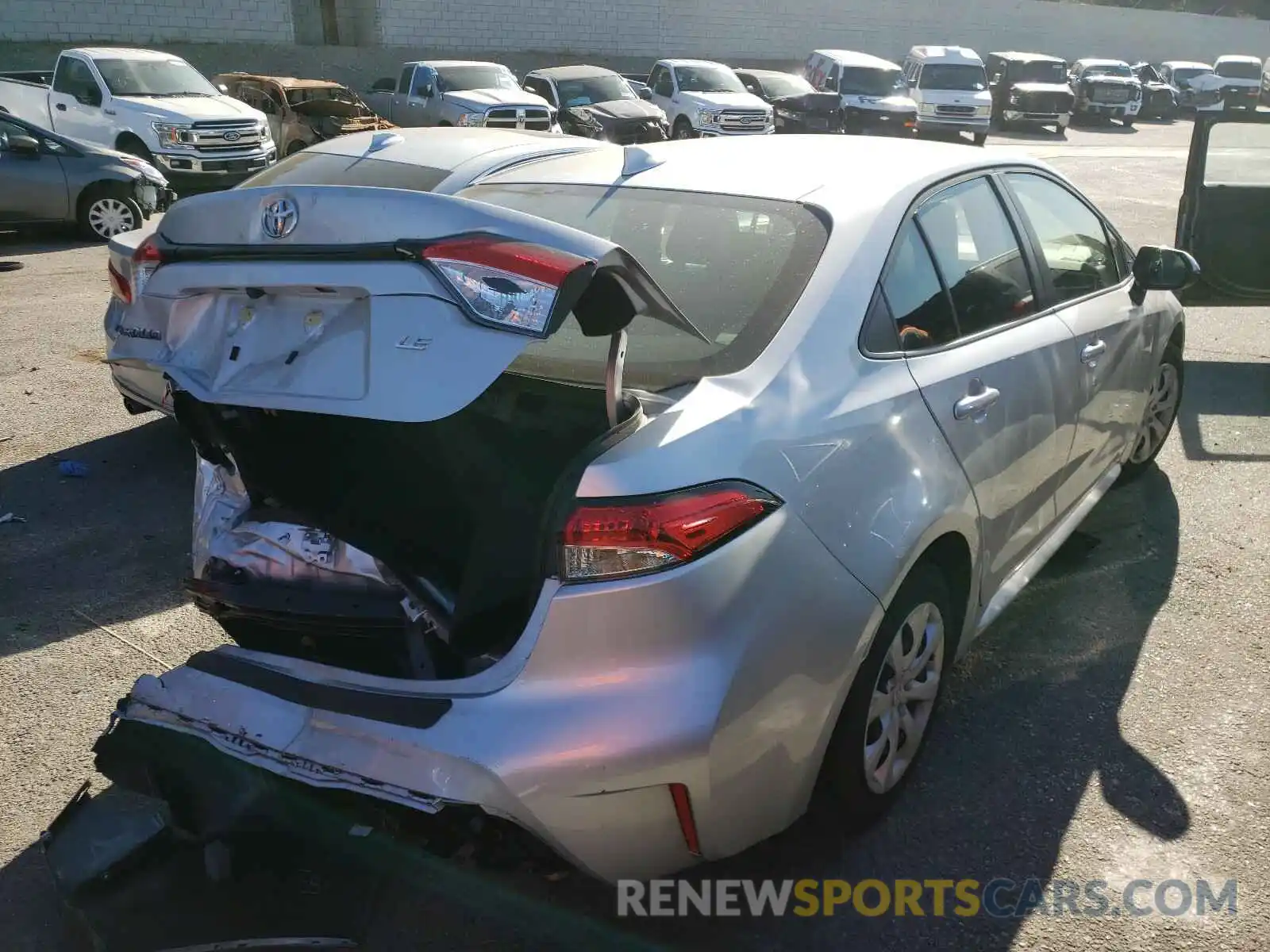 4 Photograph of a damaged car JTDEPRAE5LJ065599 TOYOTA COROLLA 2020