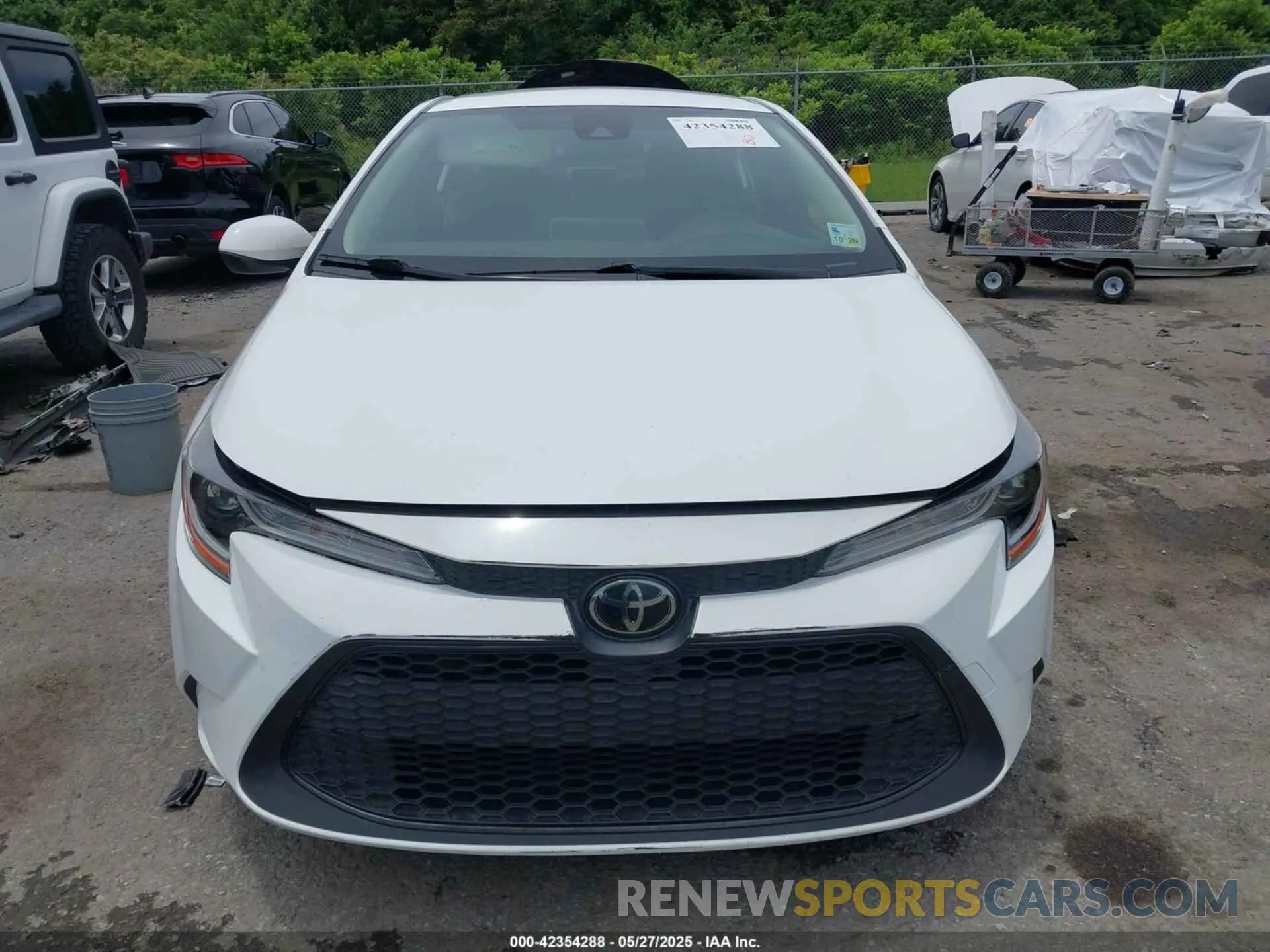 12 Photograph of a damaged car JTDEPRAE5LJ068132 TOYOTA COROLLA 2020