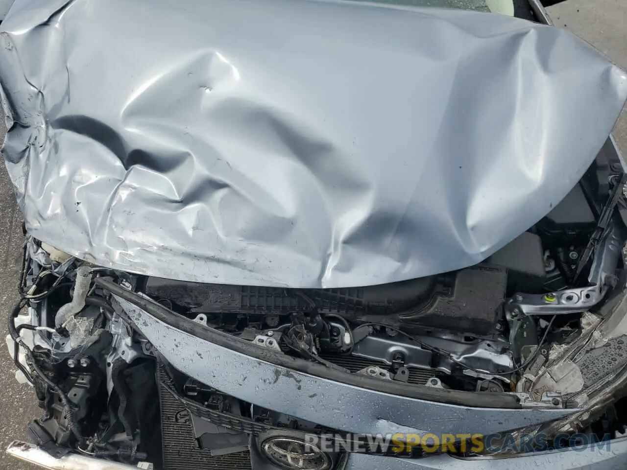 11 Photograph of a damaged car JTDEPRAE5LJ072701 TOYOTA COROLLA 2020