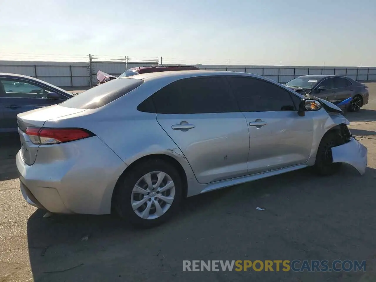 3 Photograph of a damaged car JTDEPRAE5LJ079213 TOYOTA COROLLA 2020