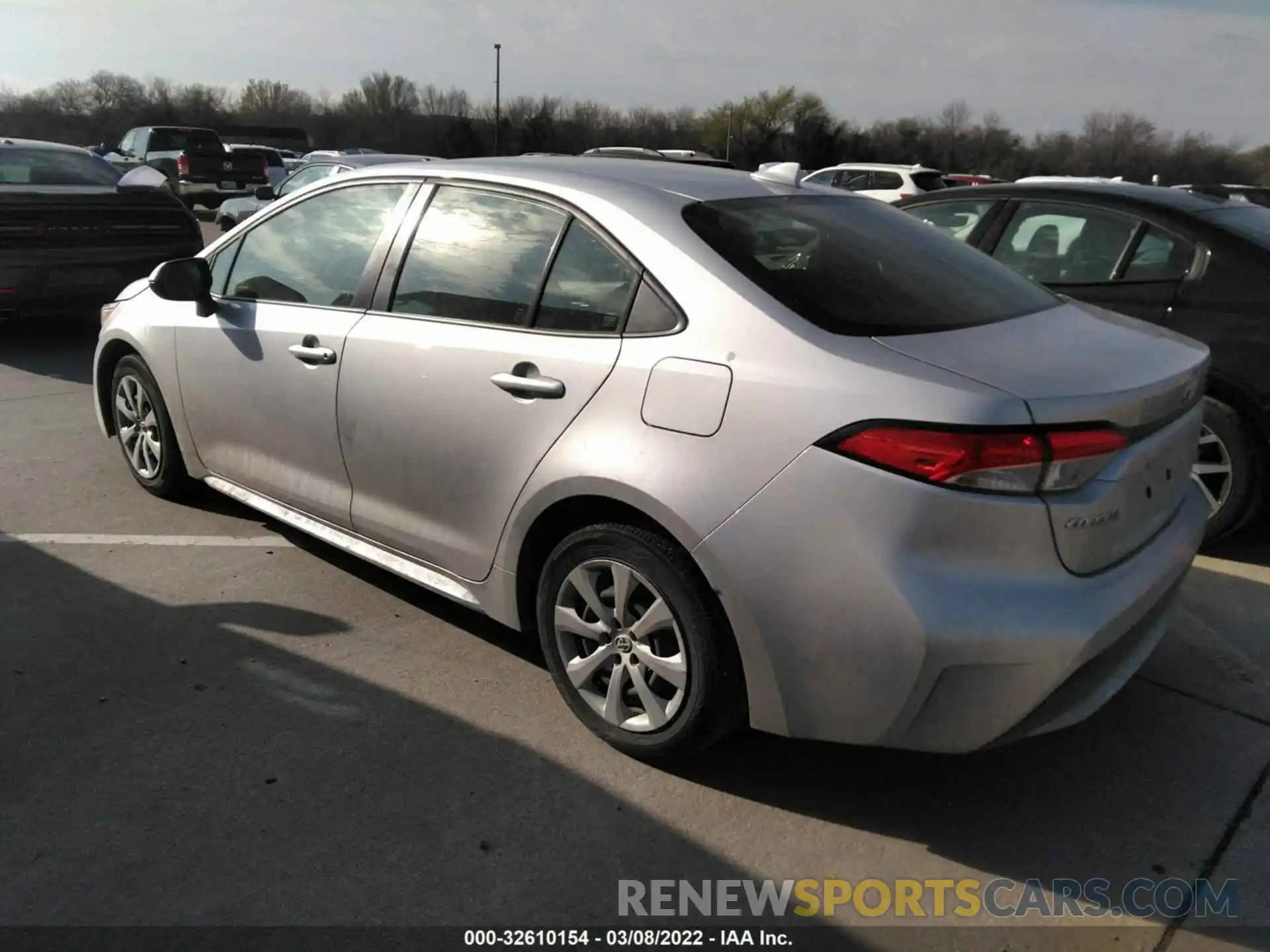 3 Photograph of a damaged car JTDEPRAE5LJ084945 TOYOTA COROLLA 2020