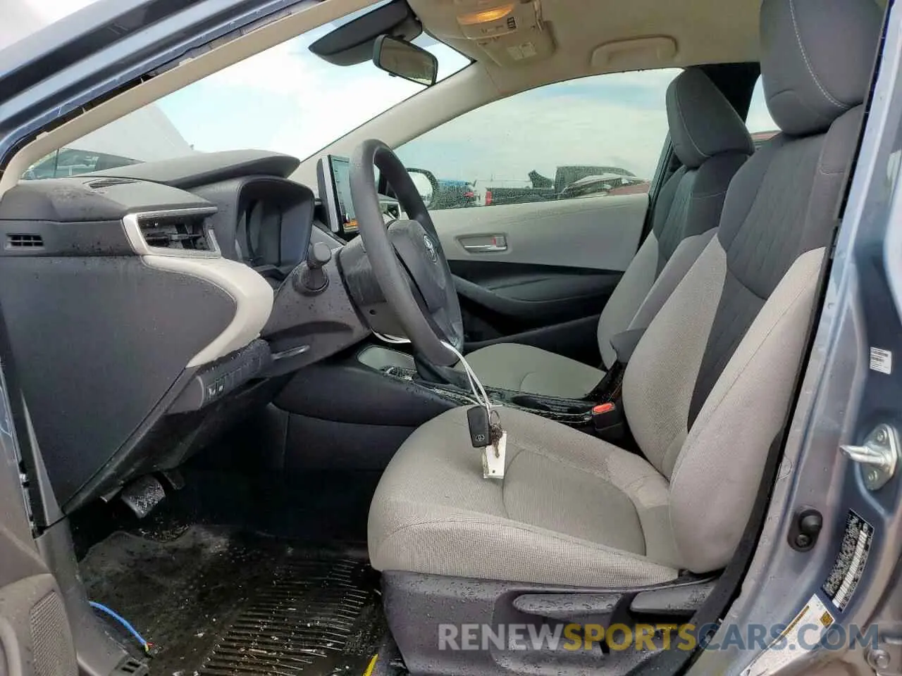 7 Photograph of a damaged car JTDEPRAE5LJ086078 TOYOTA COROLLA 2020