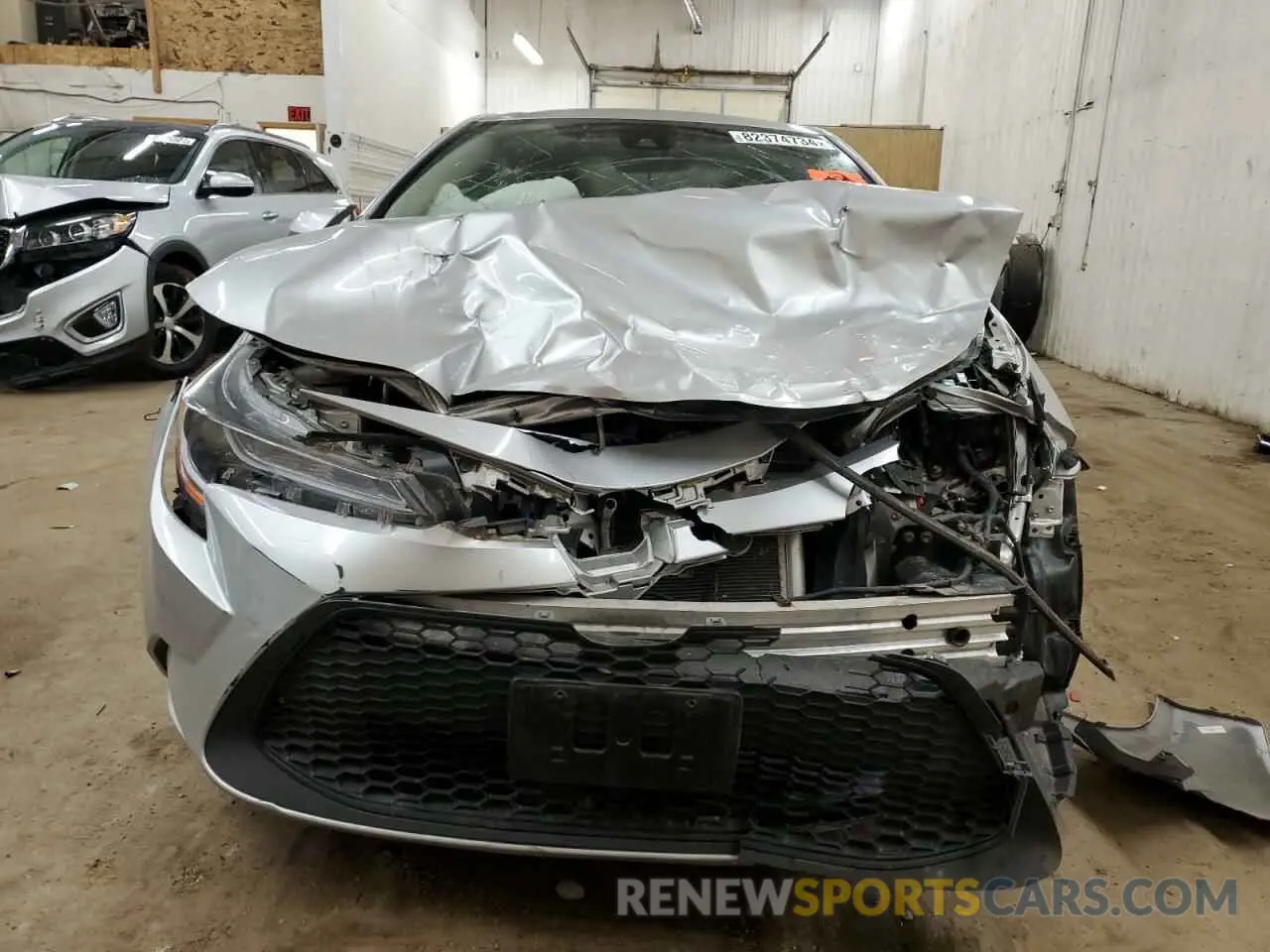 5 Photograph of a damaged car JTDEPRAE5LJ087568 TOYOTA COROLLA 2020