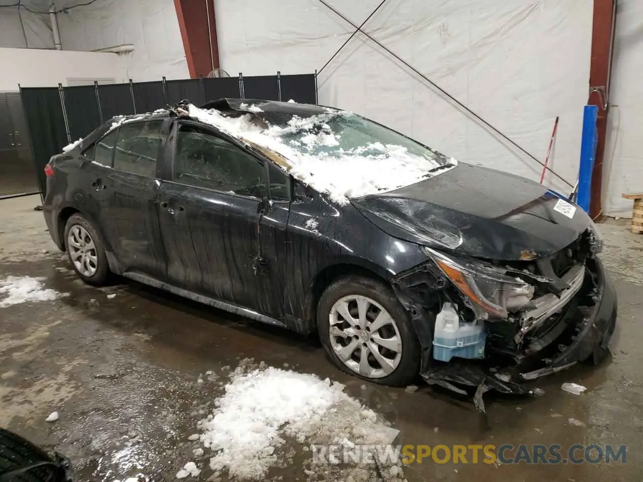 4 Photograph of a damaged car JTDEPRAE5LJ097596 TOYOTA COROLLA 2020