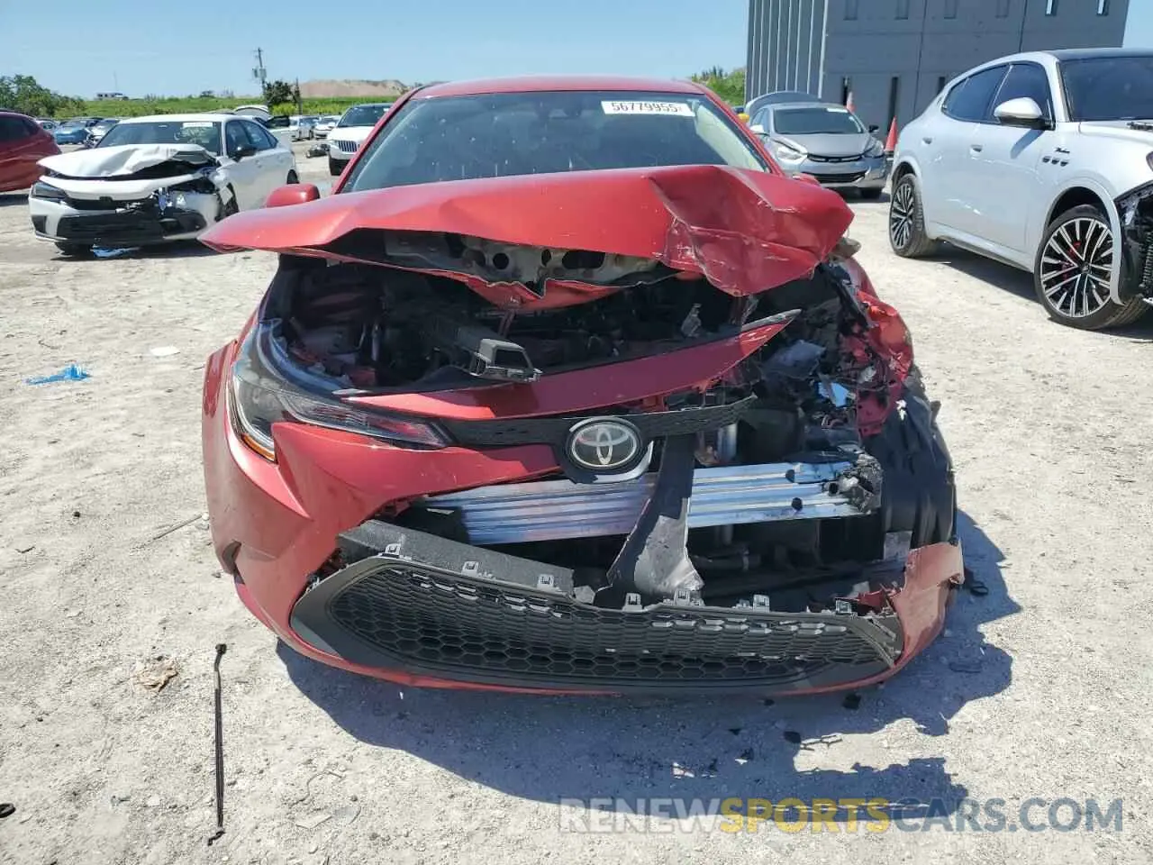 5 Photograph of a damaged car JTDEPRAE5LJ099476 TOYOTA COROLLA 2020