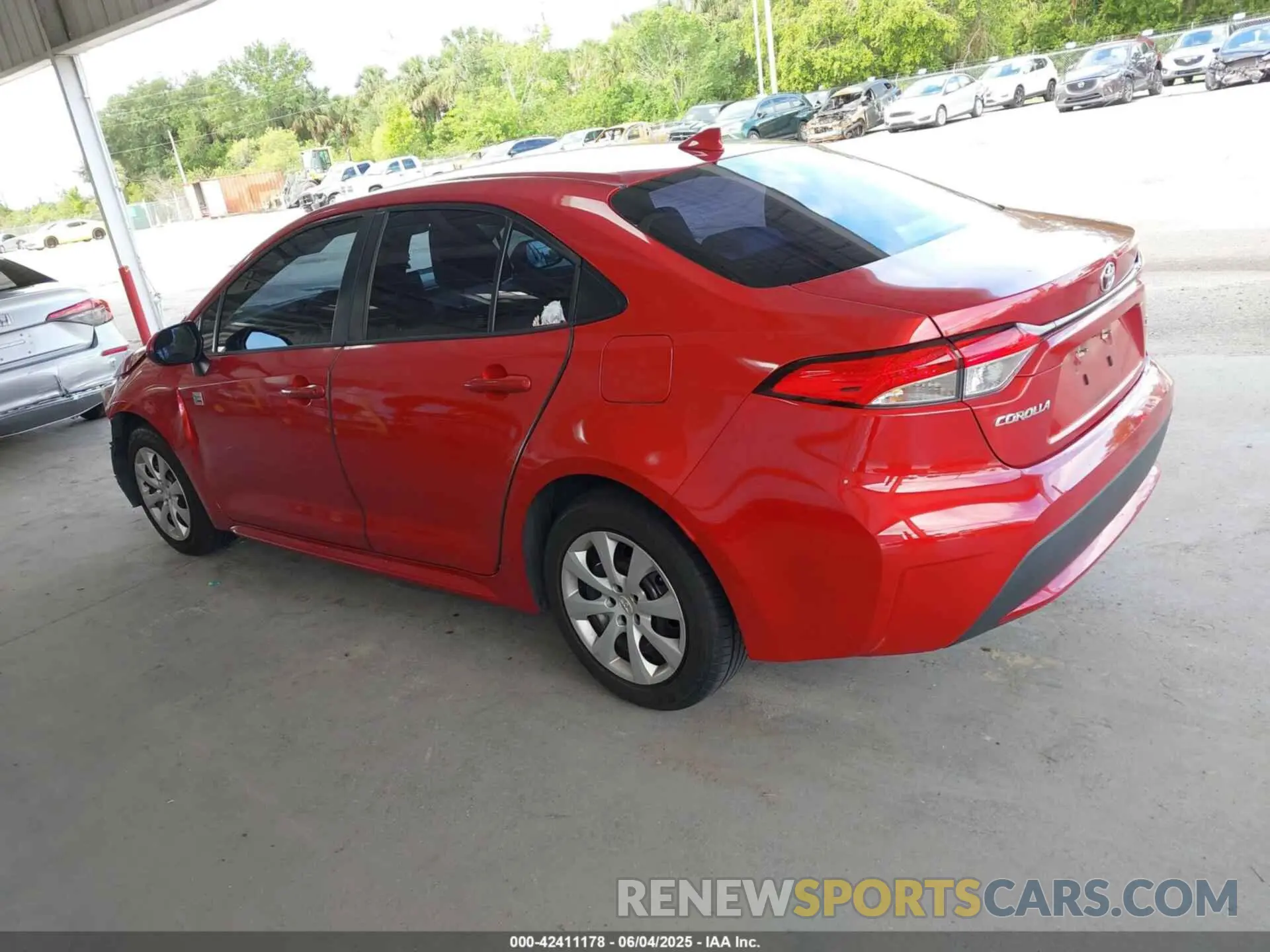 3 Photograph of a damaged car JTDEPRAE5LJ099509 TOYOTA COROLLA 2020