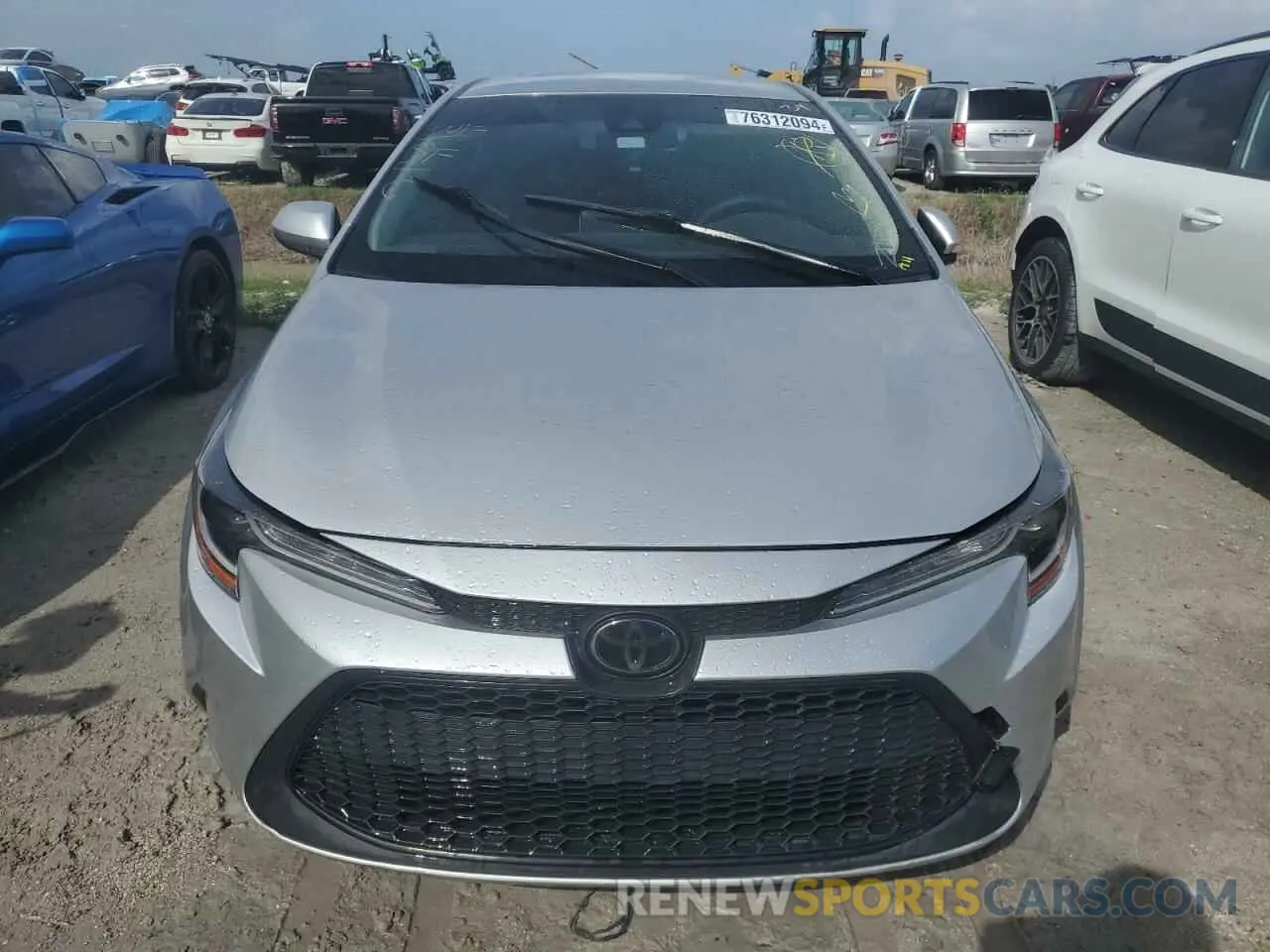 5 Photograph of a damaged car JTDEPRAE5LJ101839 TOYOTA COROLLA 2020