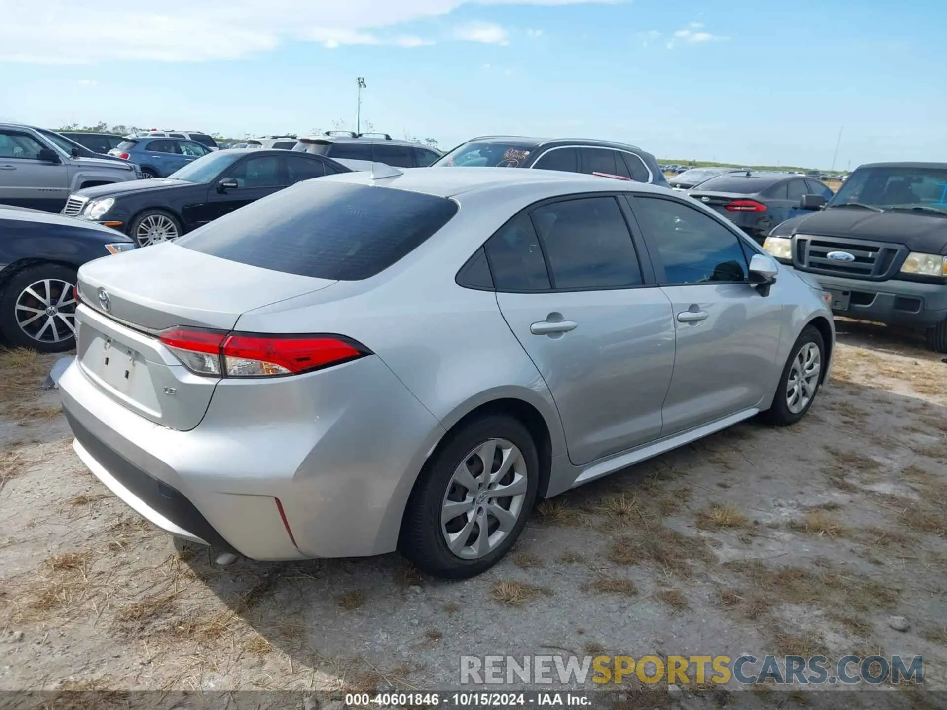 4 Photograph of a damaged car JTDEPRAE5LJ101873 TOYOTA COROLLA 2020