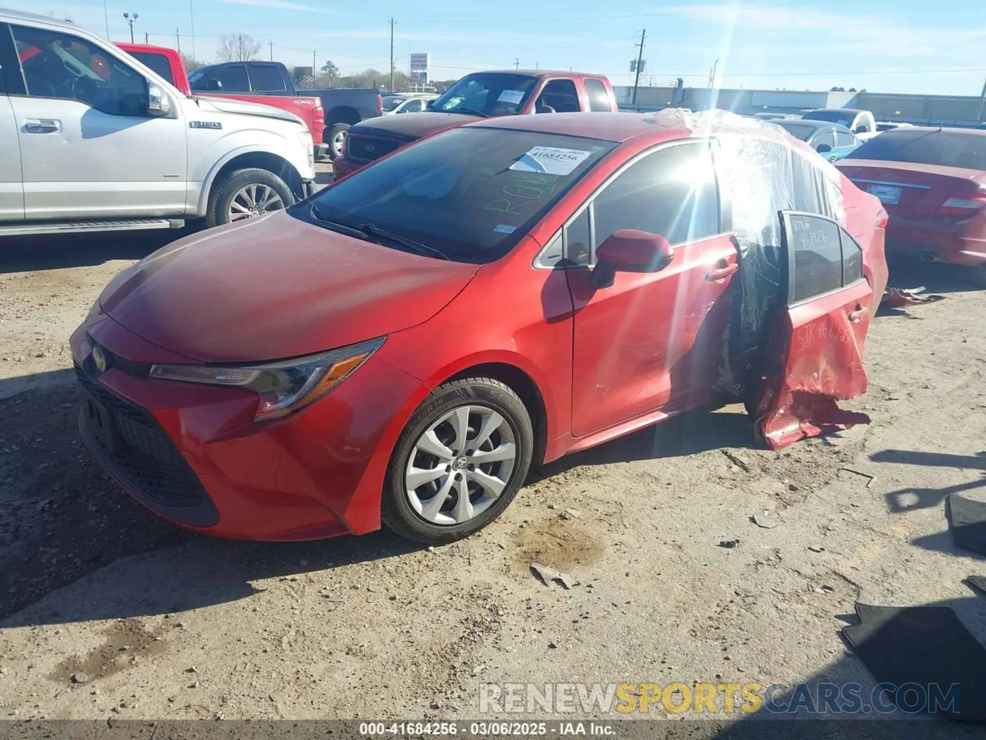 2 Photograph of a damaged car JTDEPRAE5LJ106071 TOYOTA COROLLA 2020