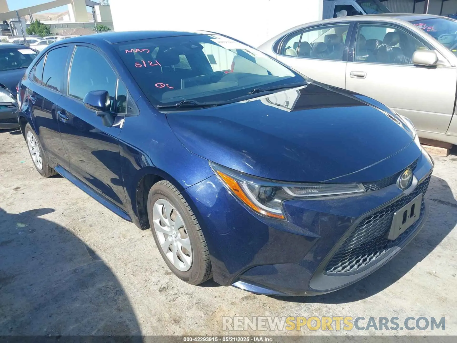 1 Photograph of a damaged car JTDEPRAE5LJ106605 TOYOTA COROLLA 2020