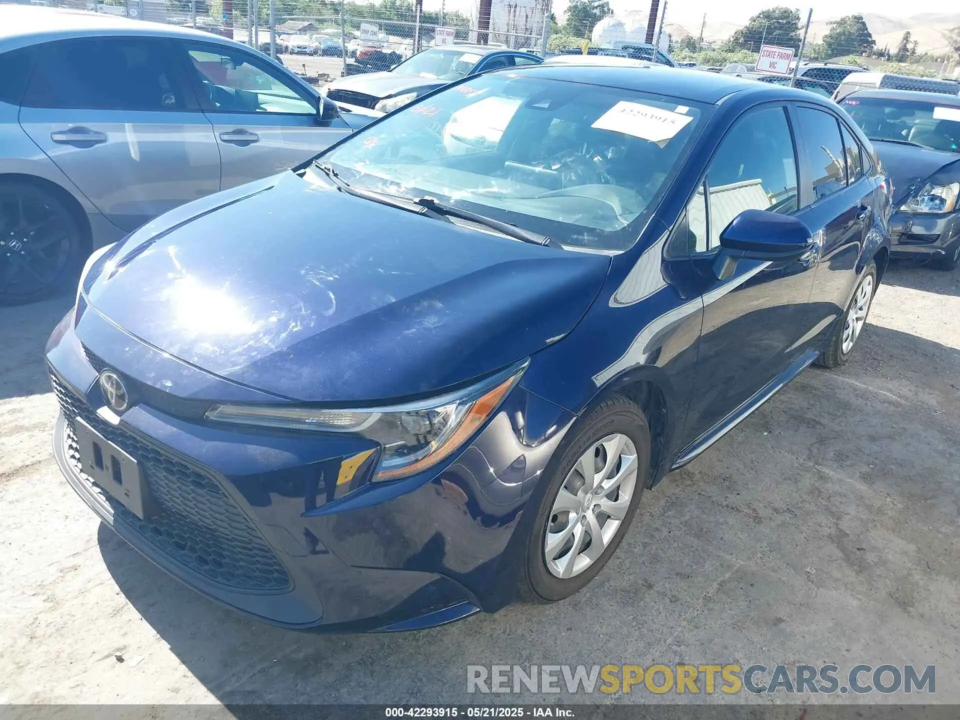 2 Photograph of a damaged car JTDEPRAE5LJ106605 TOYOTA COROLLA 2020
