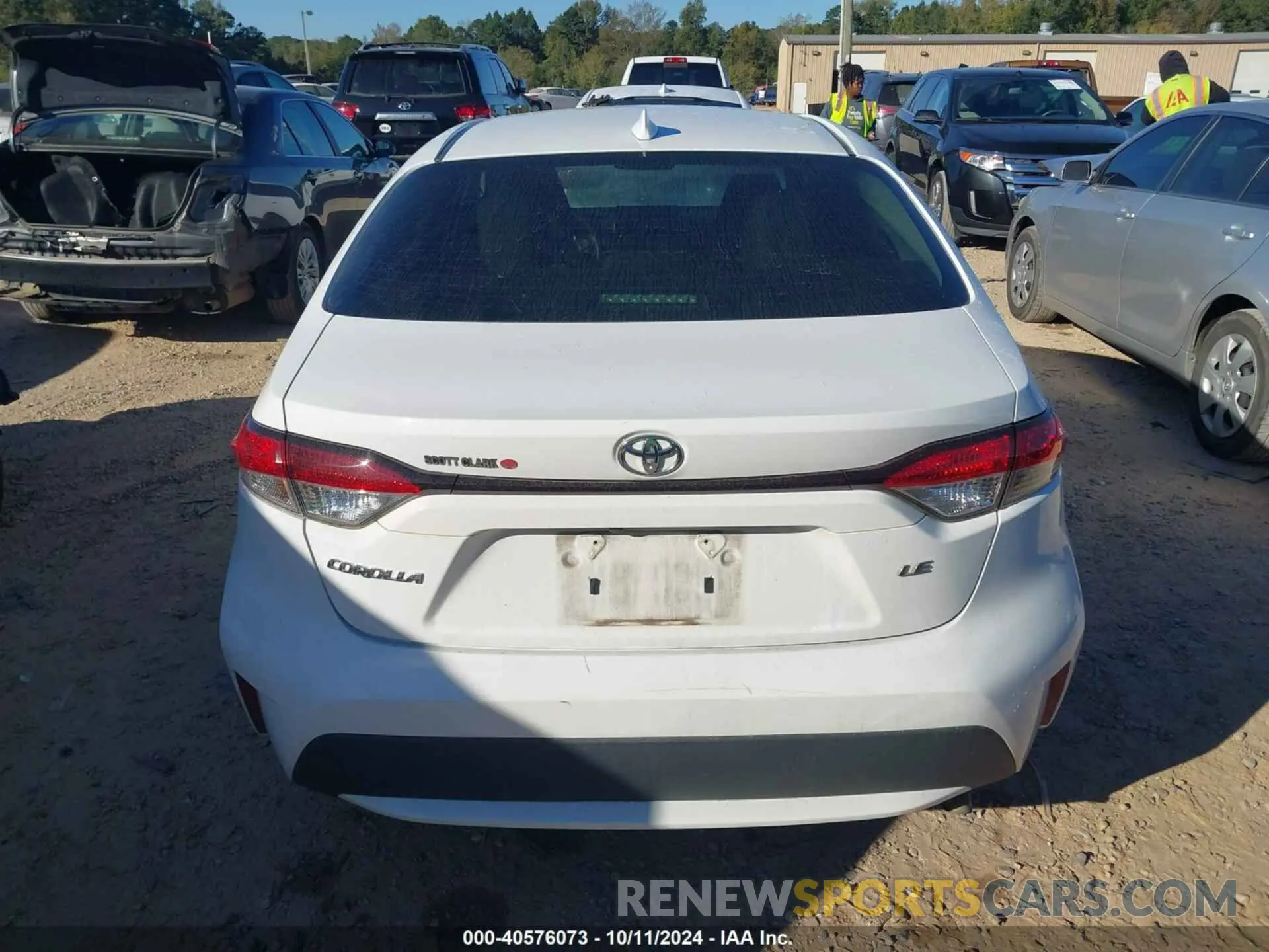 16 Photograph of a damaged car JTDEPRAE5LJ106877 TOYOTA COROLLA 2020