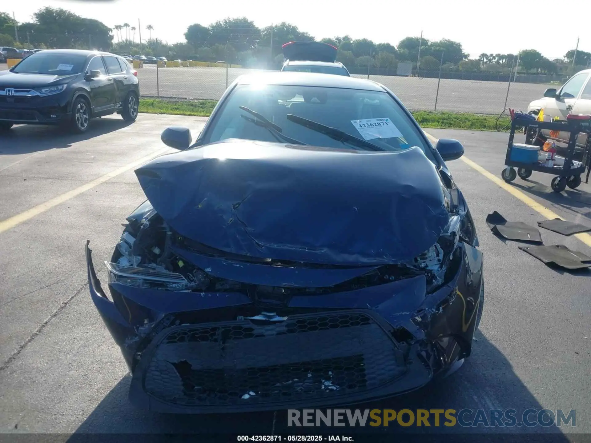 12 Photograph of a damaged car JTDEPRAE5LJ108970 TOYOTA COROLLA 2020
