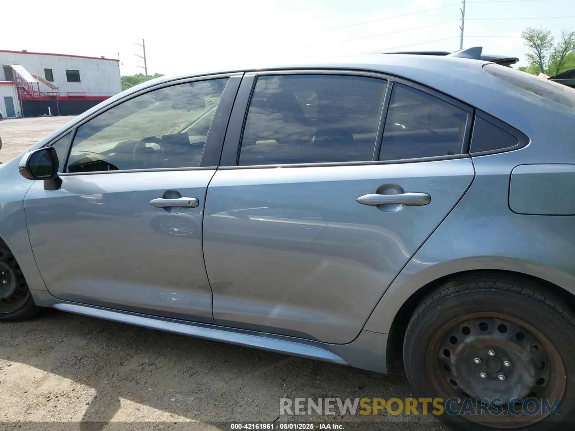 14 Photograph of a damaged car JTDEPRAE5LJ109259 TOYOTA COROLLA 2020