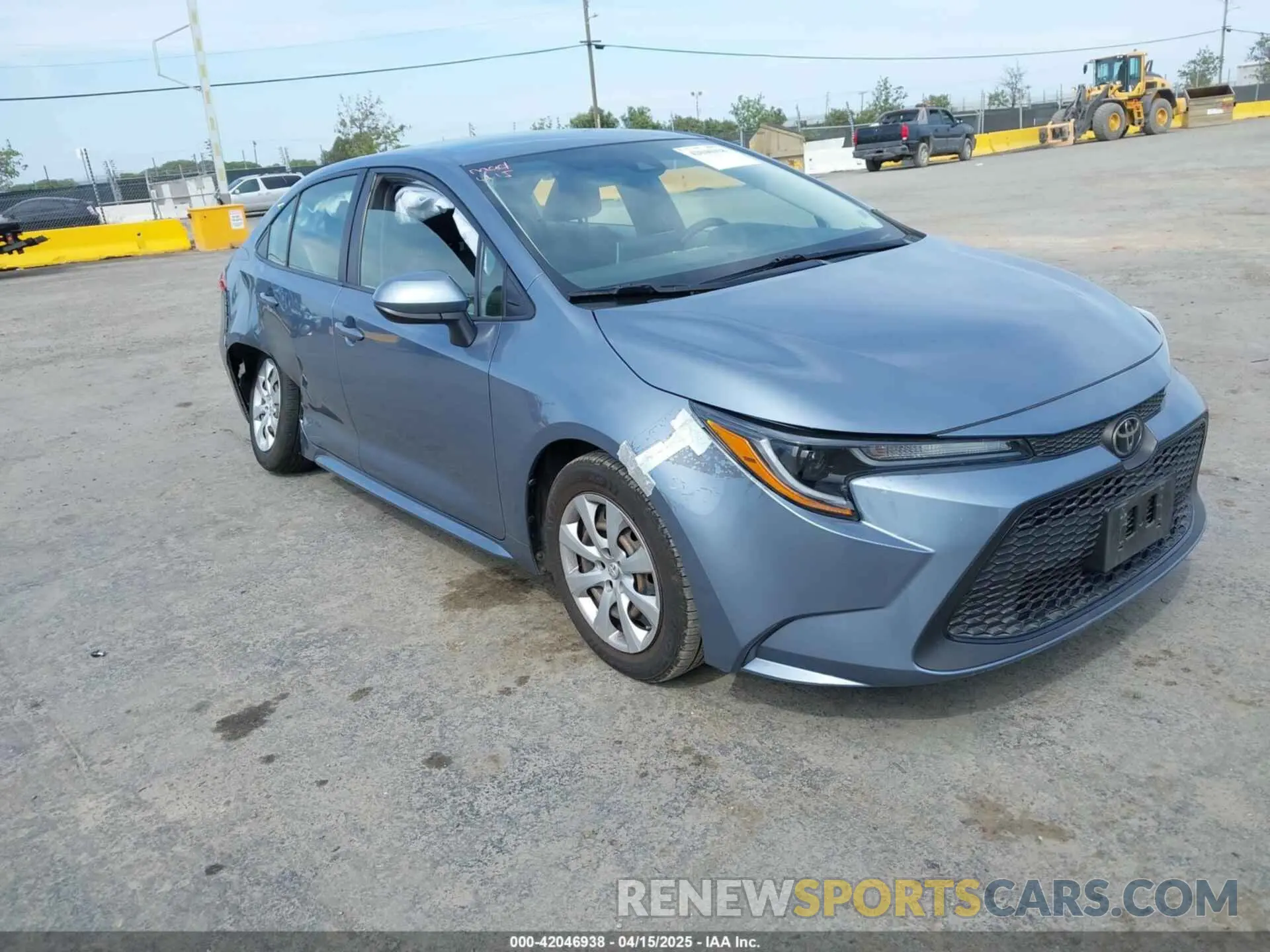 1 Photograph of a damaged car JTDEPRAE5LJ111853 TOYOTA COROLLA 2020