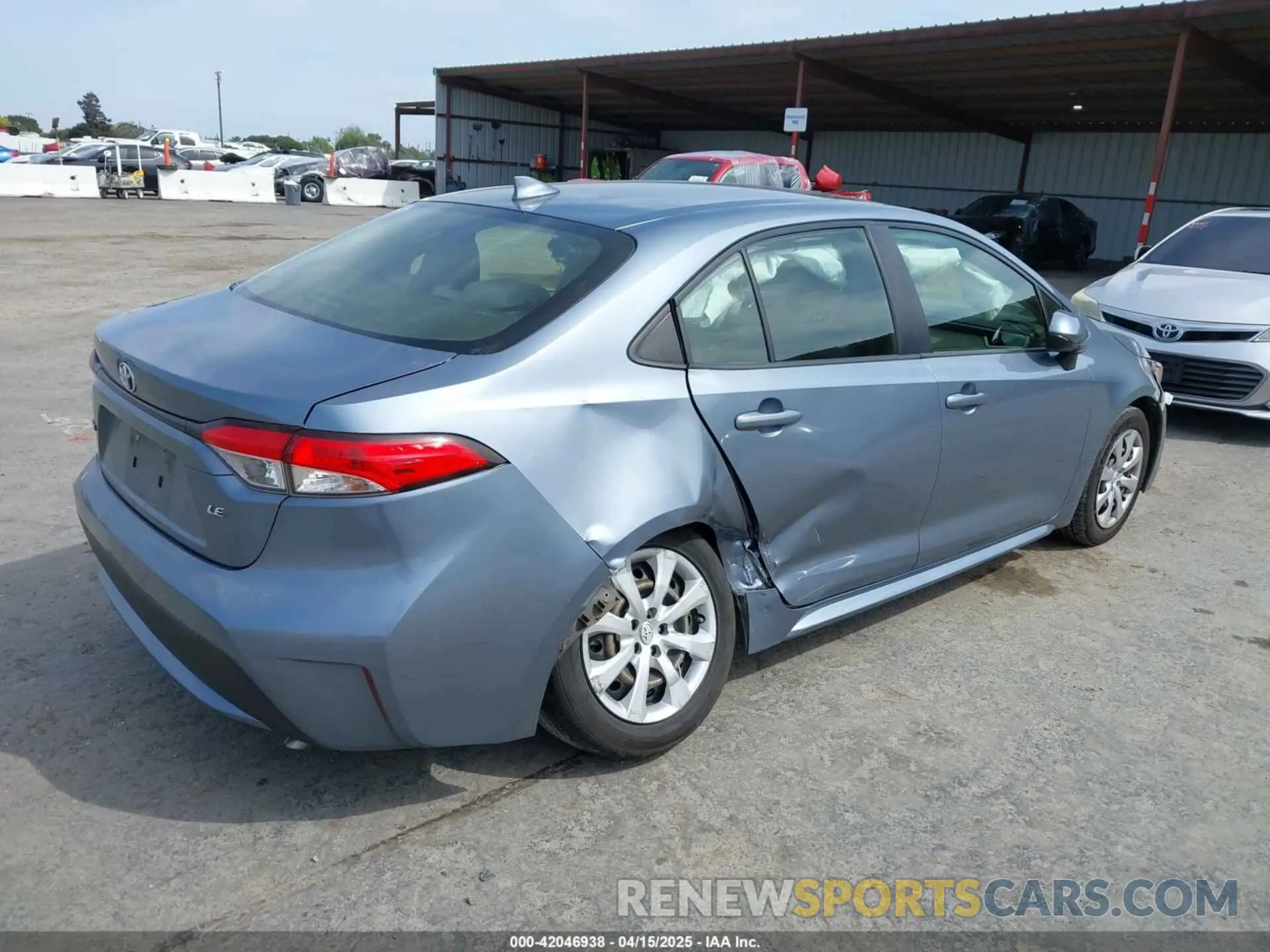 6 Photograph of a damaged car JTDEPRAE5LJ111853 TOYOTA COROLLA 2020