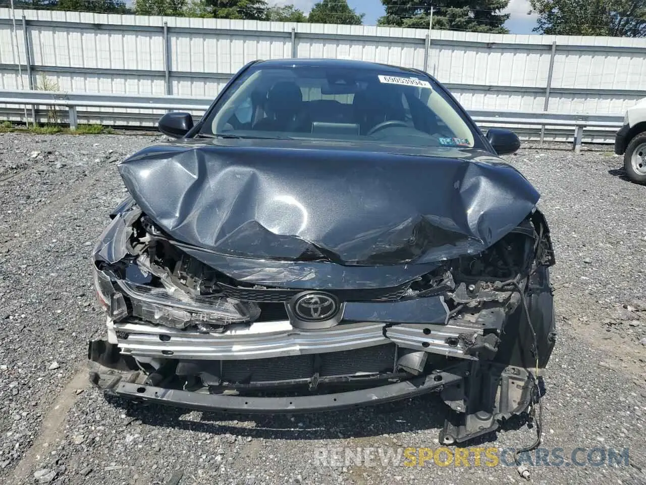 5 Photograph of a damaged car JTDEPRAE5LJ111982 TOYOTA COROLLA 2020