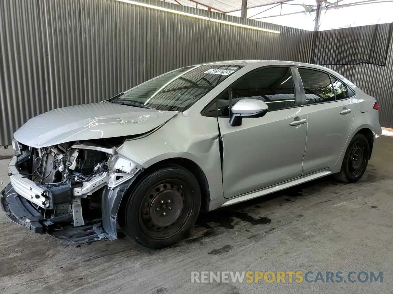 1 Photograph of a damaged car JTDEPRAE5LJ113019 TOYOTA COROLLA 2020