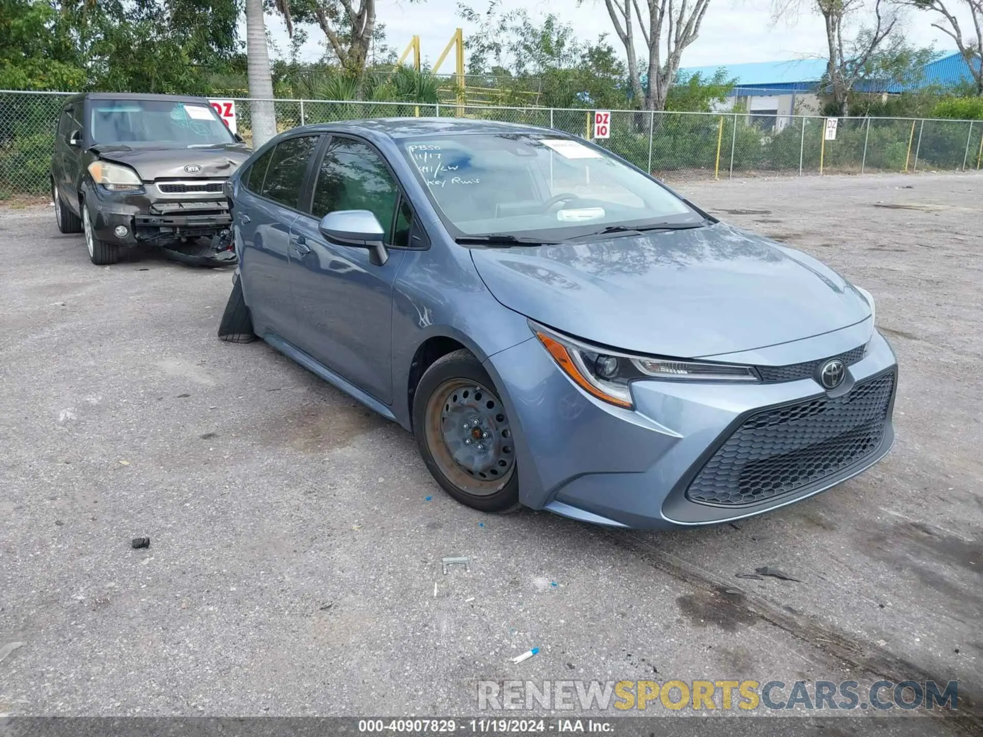 1 Photograph of a damaged car JTDEPRAE5LJ114946 TOYOTA COROLLA 2020