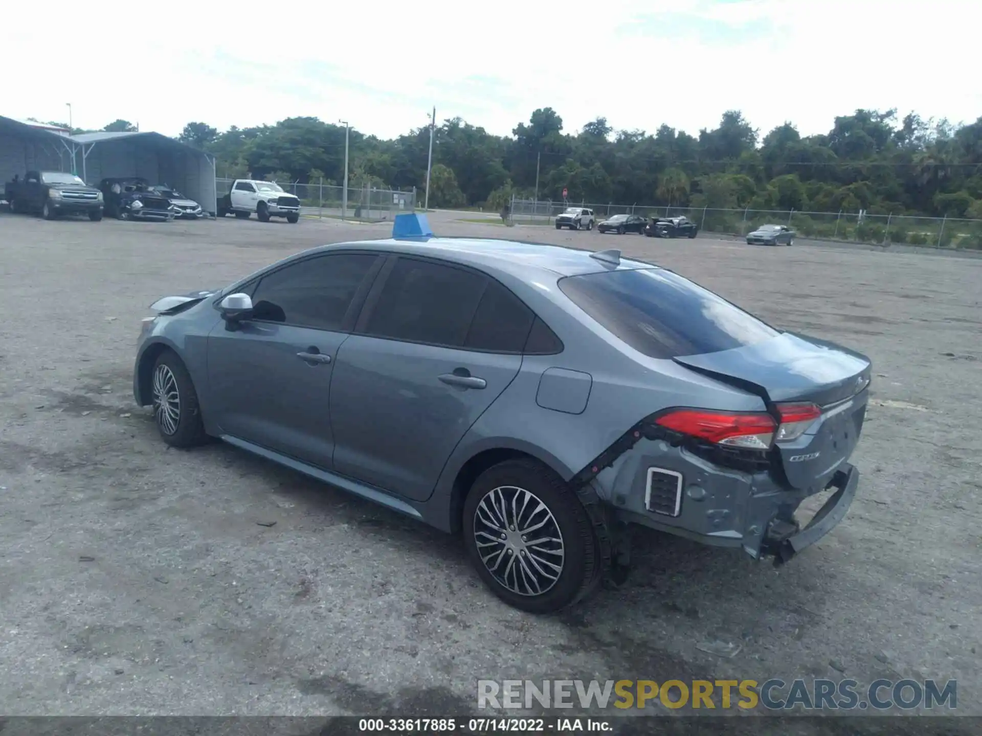 3 Photograph of a damaged car JTDEPRAE6LJ010448 TOYOTA COROLLA 2020