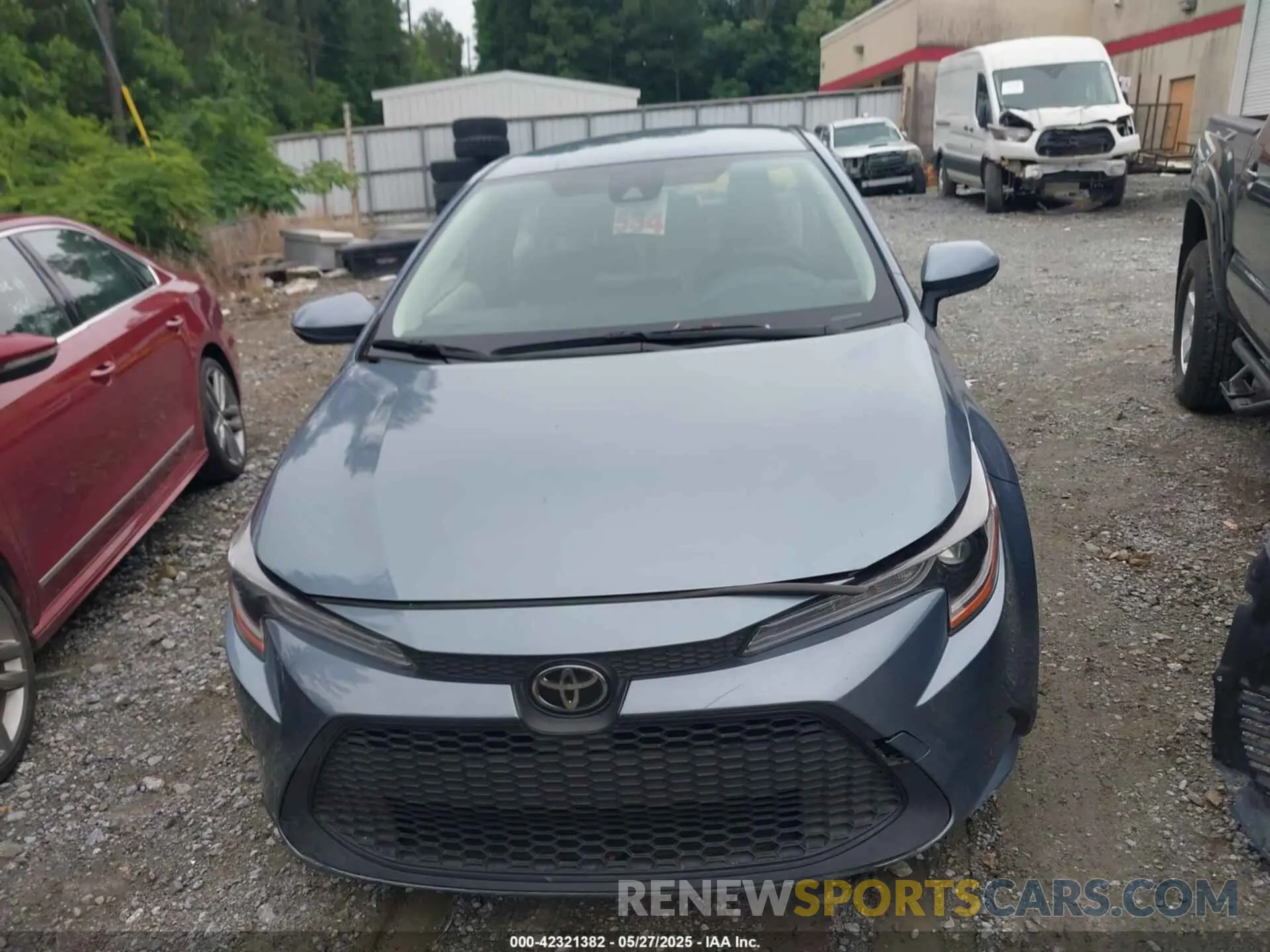 12 Photograph of a damaged car JTDEPRAE6LJ022955 TOYOTA COROLLA 2020