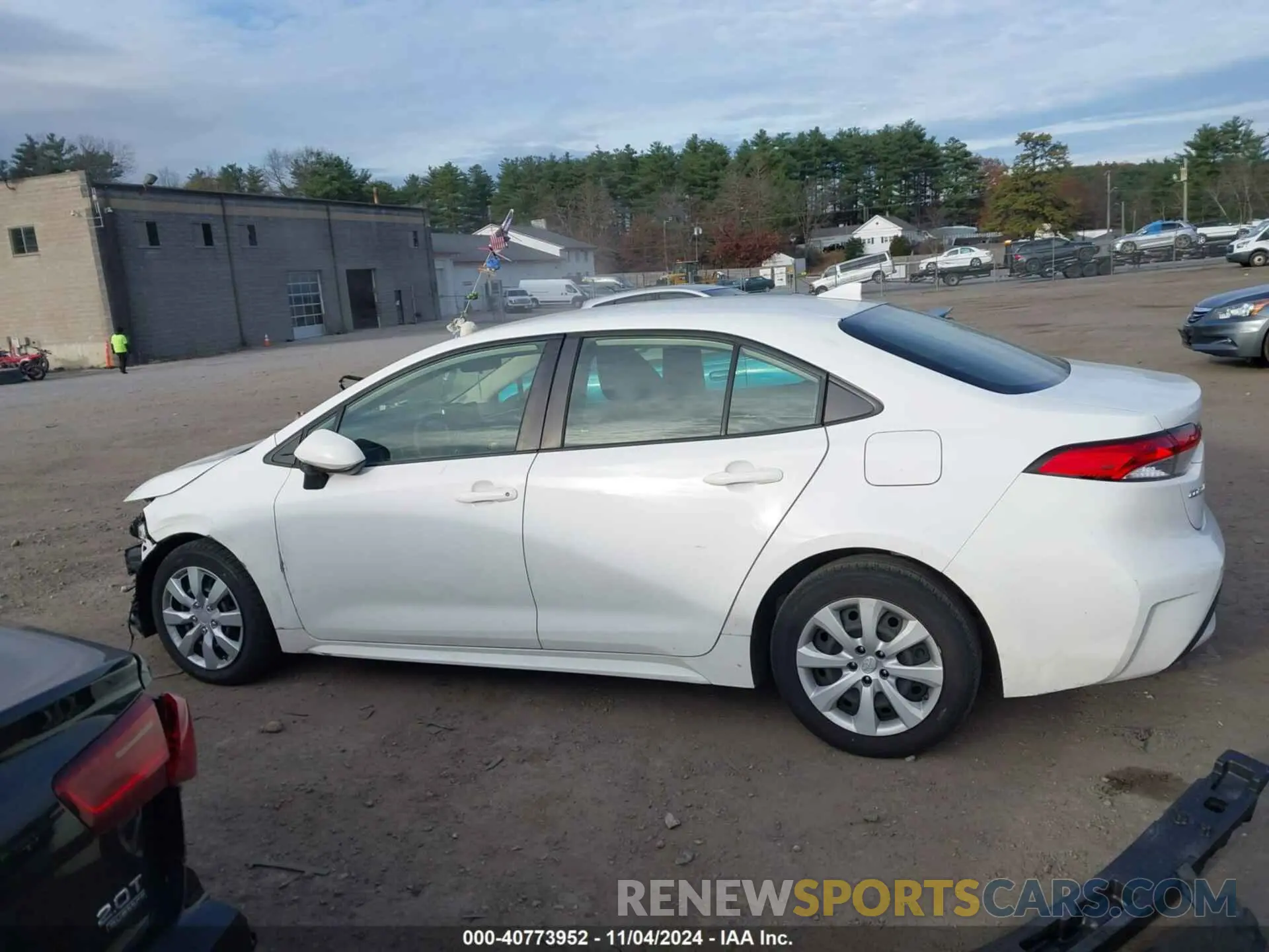 15 Photograph of a damaged car JTDEPRAE6LJ040274 TOYOTA COROLLA 2020