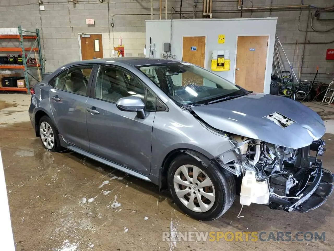 4 Photograph of a damaged car JTDEPRAE6LJ041053 TOYOTA COROLLA 2020