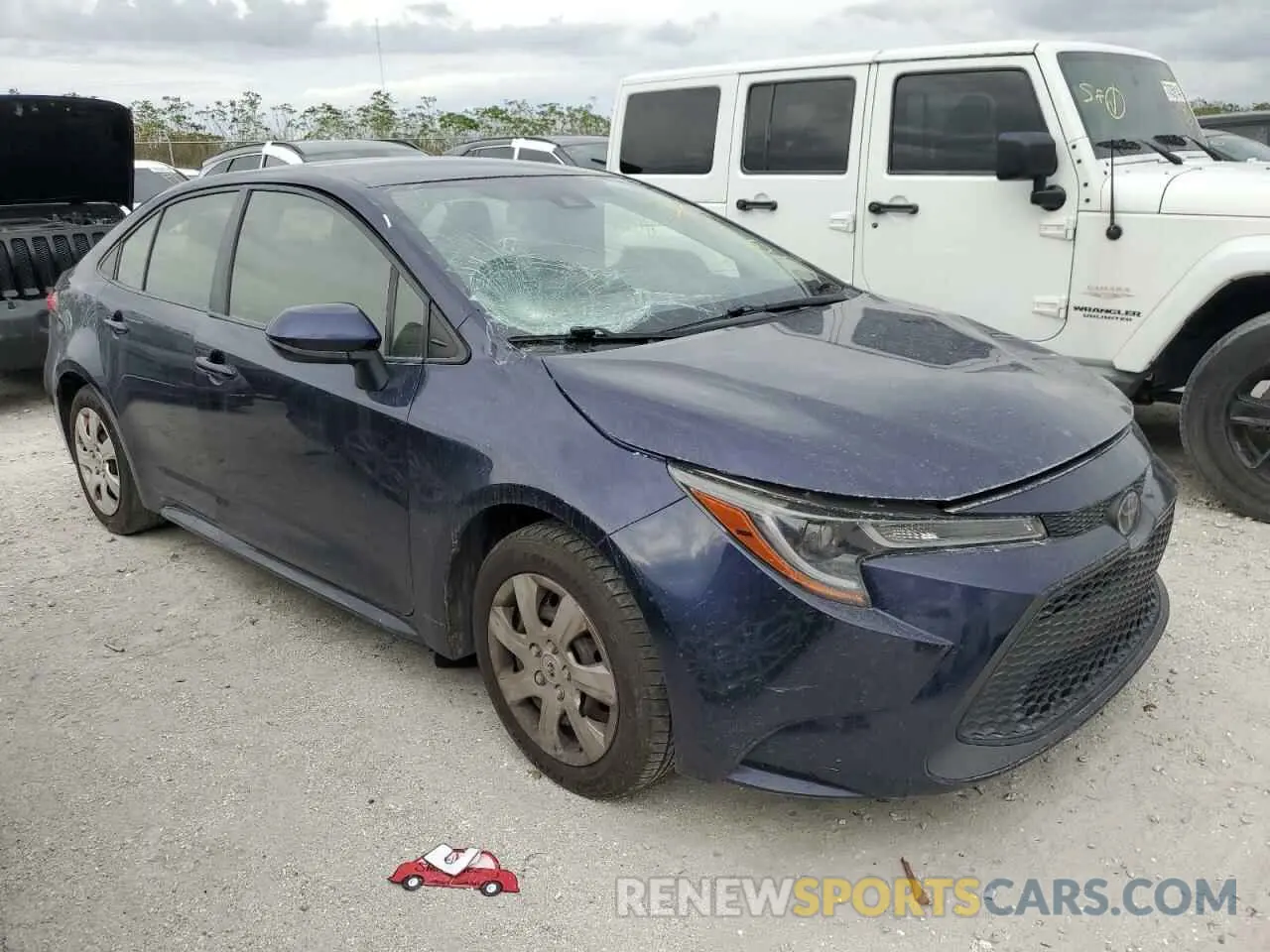 4 Photograph of a damaged car JTDEPRAE6LJ050139 TOYOTA COROLLA 2020