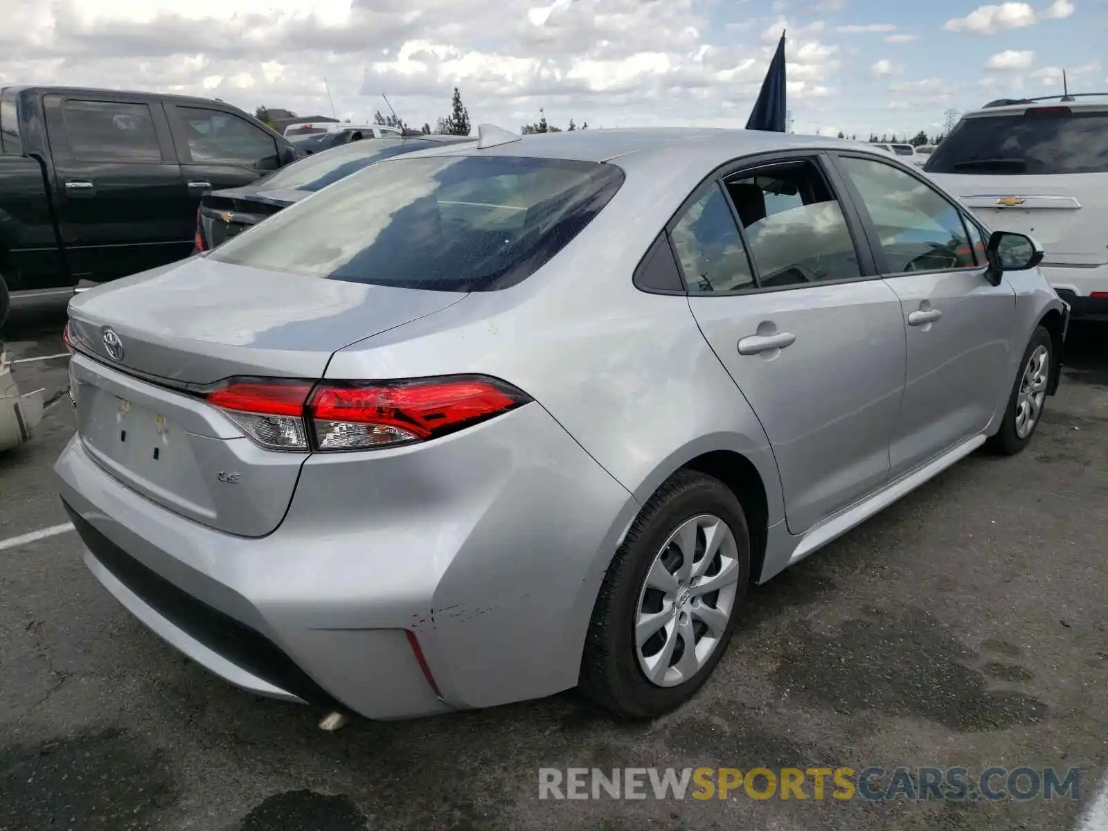 4 Photograph of a damaged car JTDEPRAE6LJ051906 TOYOTA COROLLA 2020