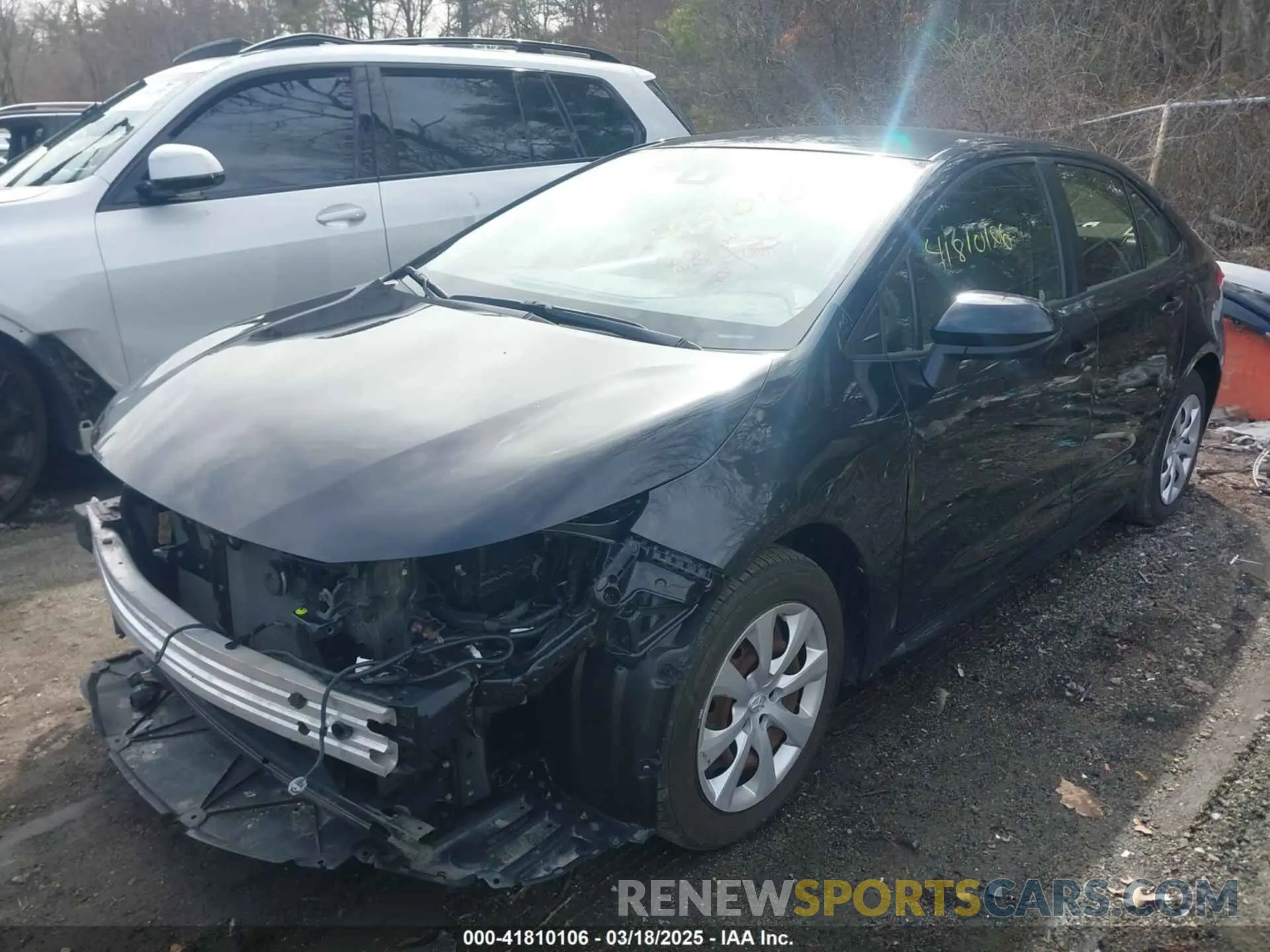 2 Photograph of a damaged car JTDEPRAE6LJ055700 TOYOTA COROLLA 2020