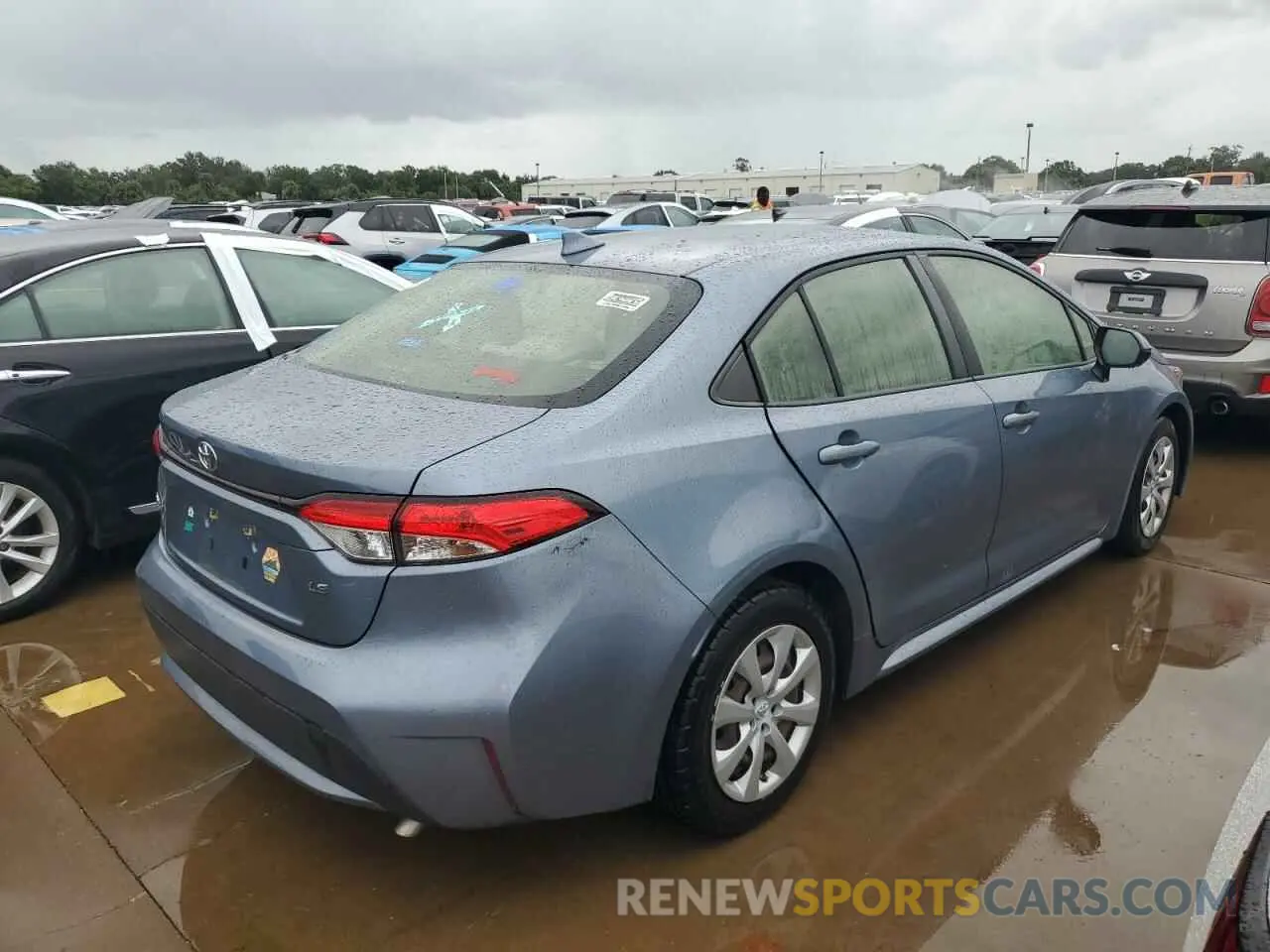 3 Photograph of a damaged car JTDEPRAE6LJ056524 TOYOTA COROLLA 2020