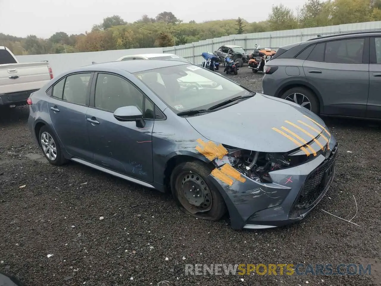 4 Photograph of a damaged car JTDEPRAE6LJ057608 TOYOTA COROLLA 2020