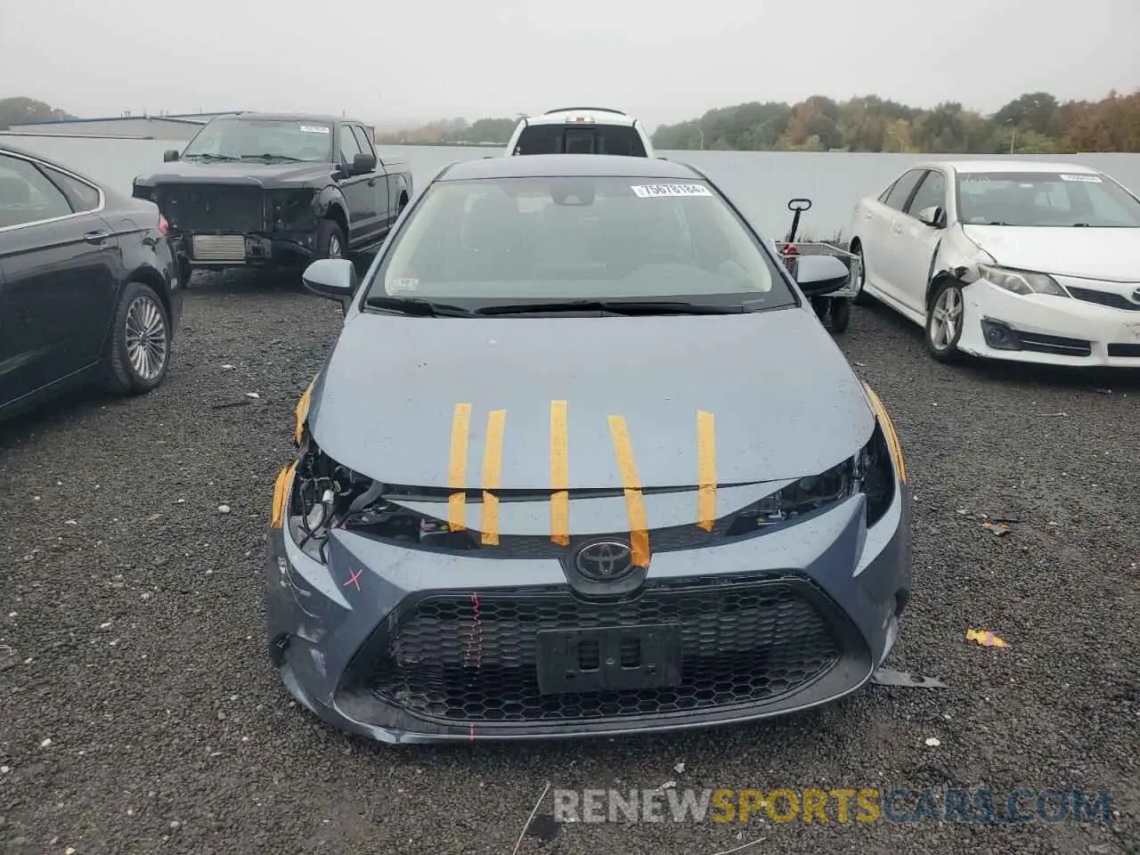 5 Photograph of a damaged car JTDEPRAE6LJ057608 TOYOTA COROLLA 2020