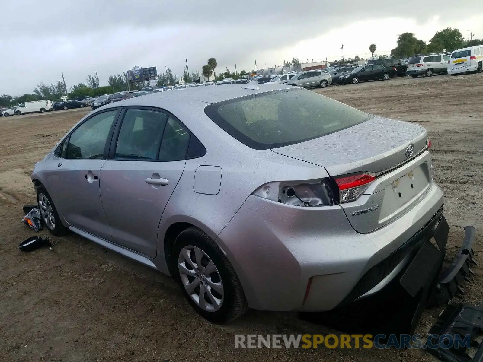3 Photograph of a damaged car JTDEPRAE6LJ058595 TOYOTA COROLLA 2020